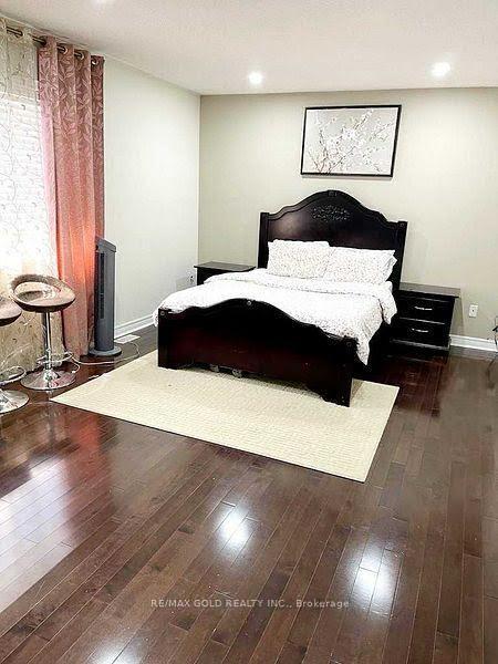 Photo 8 of 442 Sunny Meadow Boulevard, Brampton, Sandringham-Wellington — HOMEH