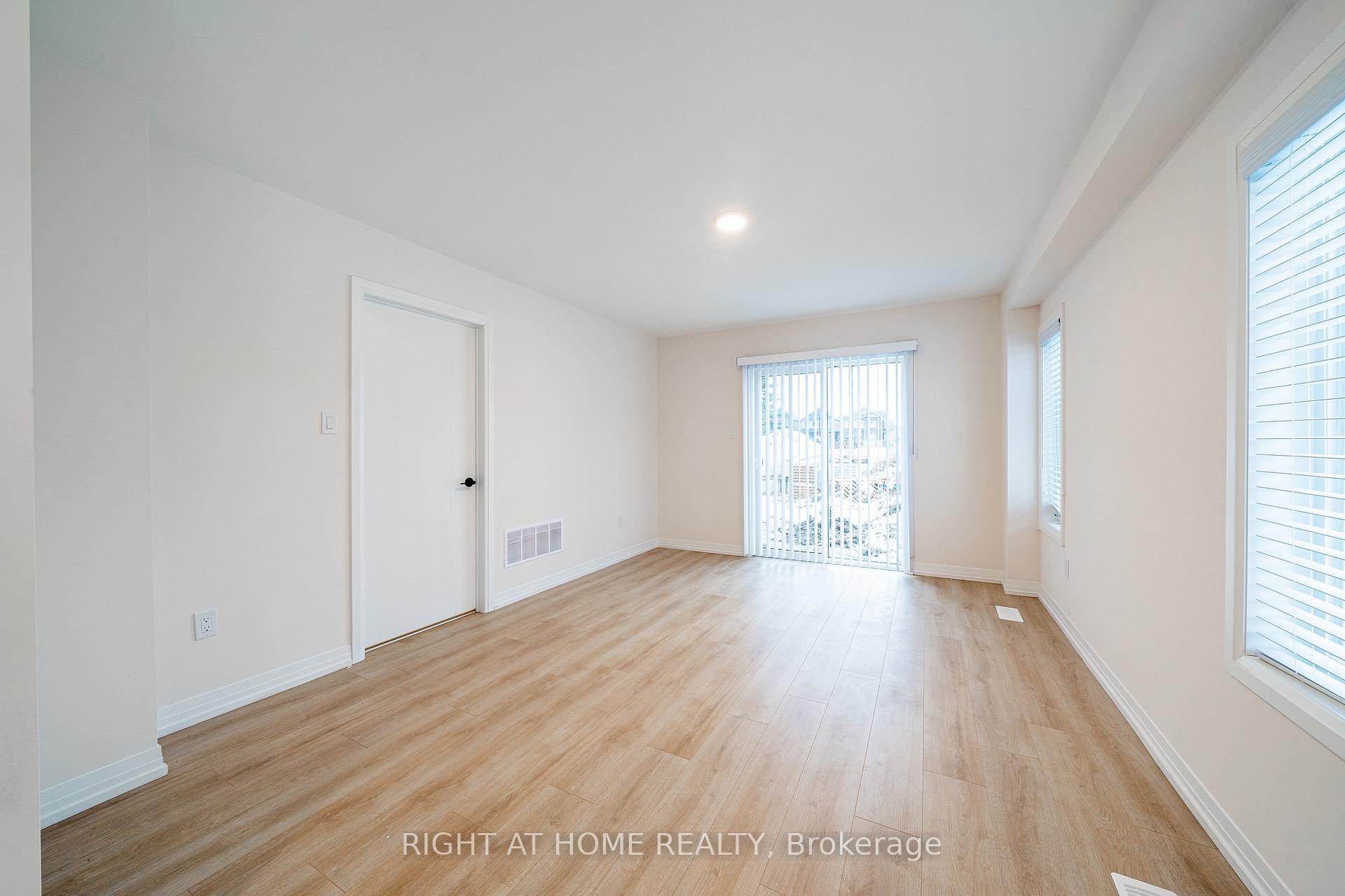 Photo 4 of 116 Bavin Street, Clarington, Bowmanville — HOMEH