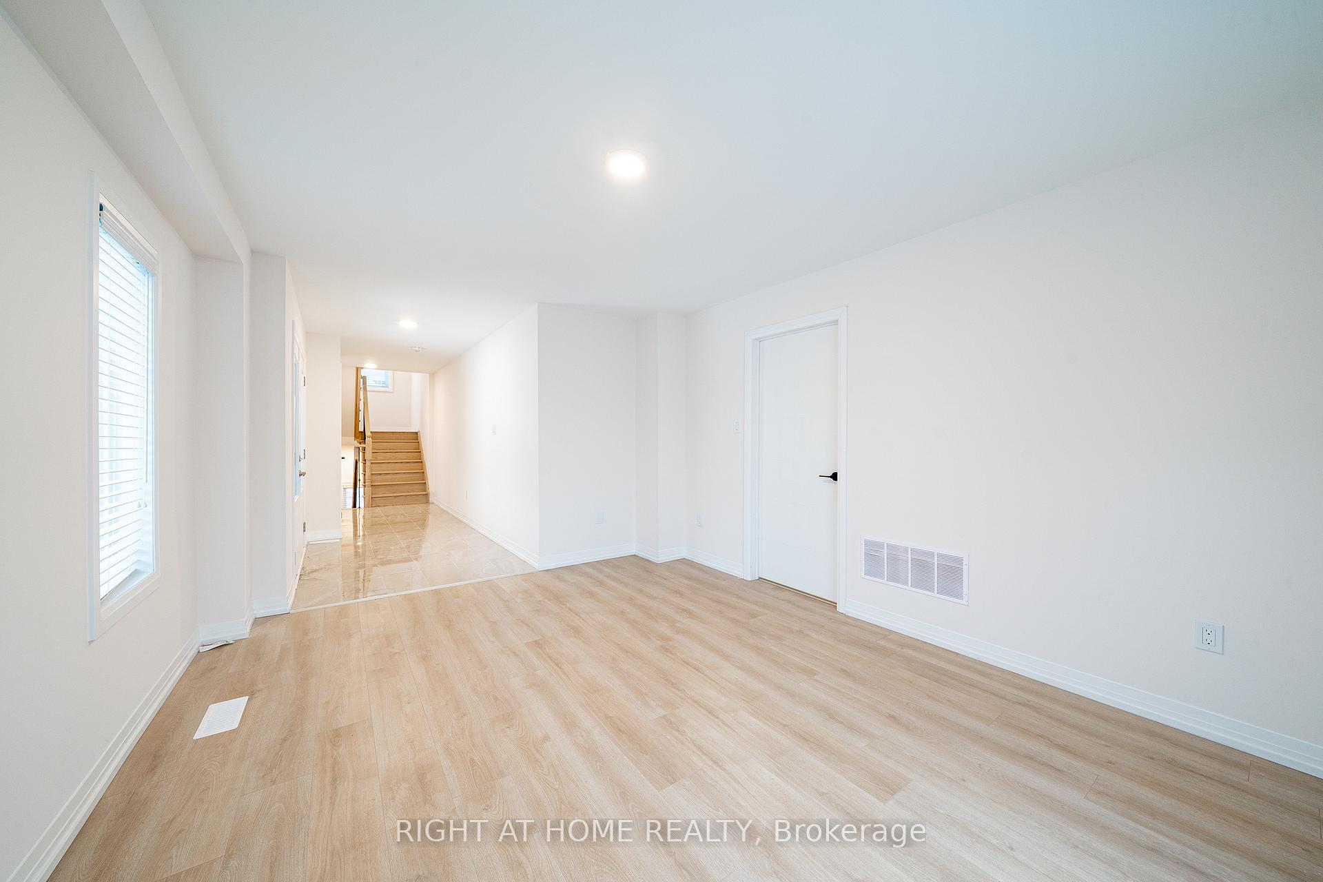 Photo 5 of 116 Bavin Street, Clarington, Bowmanville — HOMEH