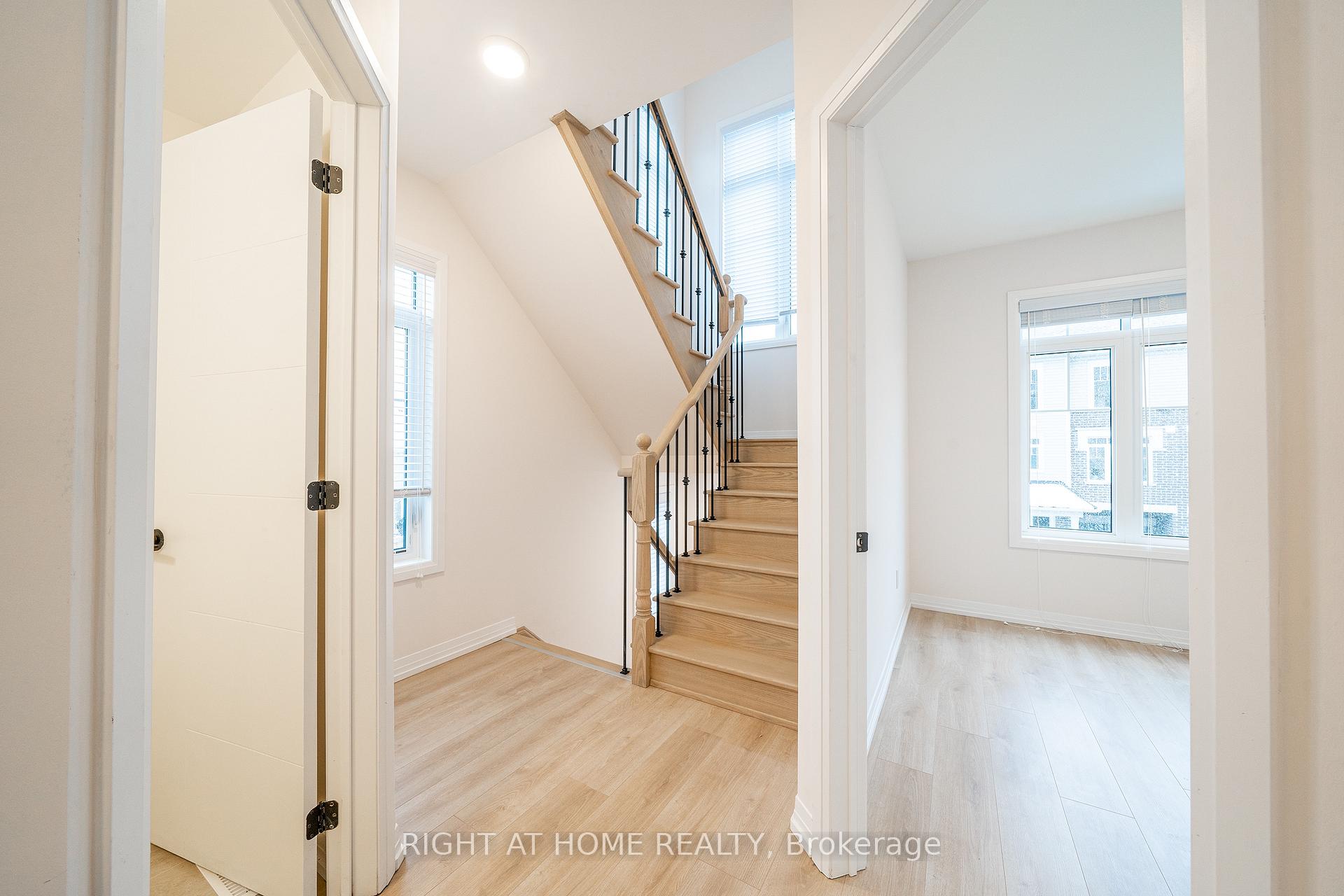 Photo 10 of 116 Bavin Street, Clarington, Bowmanville — HOMEH