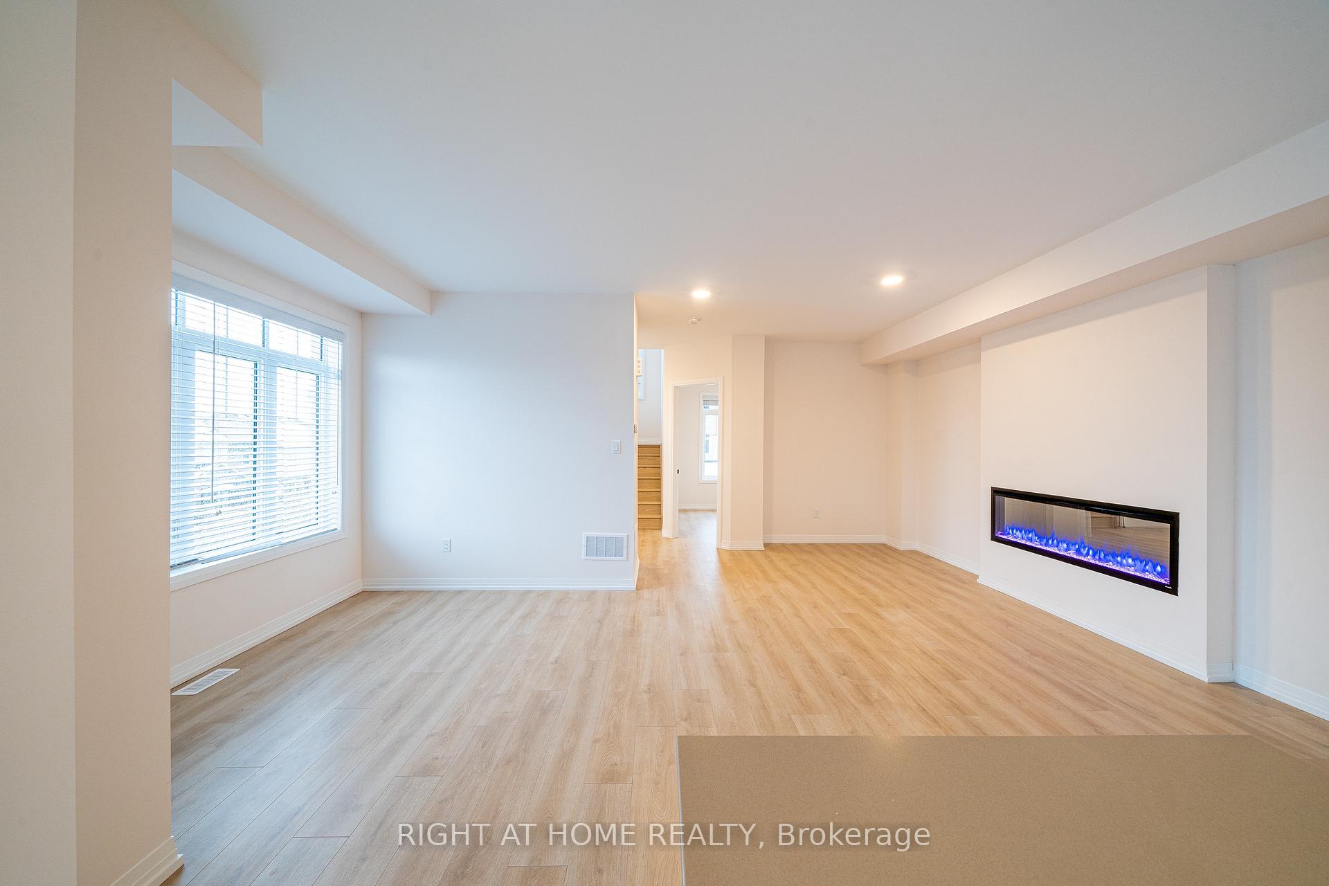 Photo 20 of 116 Bavin Street, Clarington, Bowmanville — HOMEH