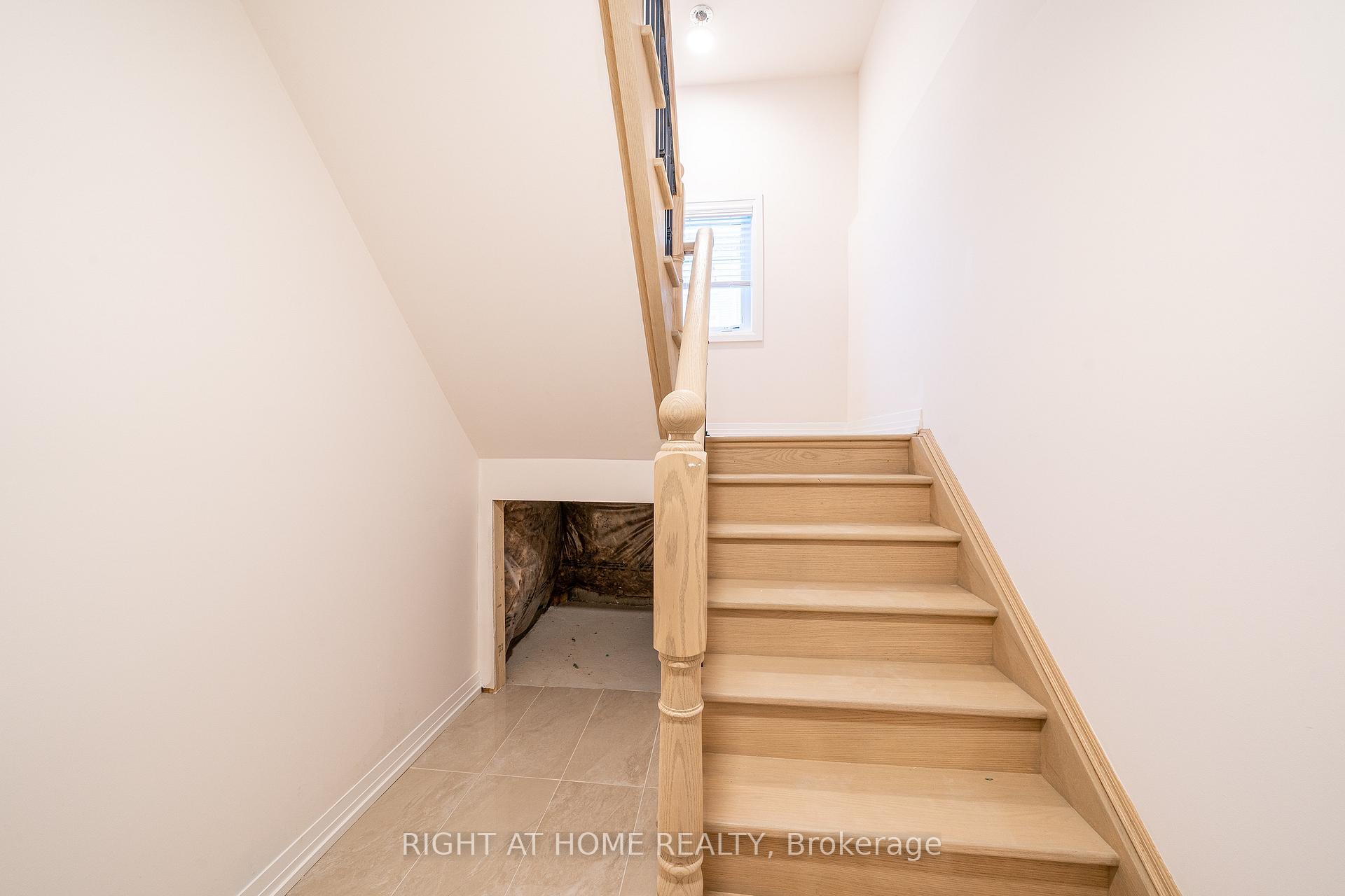 Photo 34 of 116 Bavin Street, Clarington, Bowmanville — HOMEH