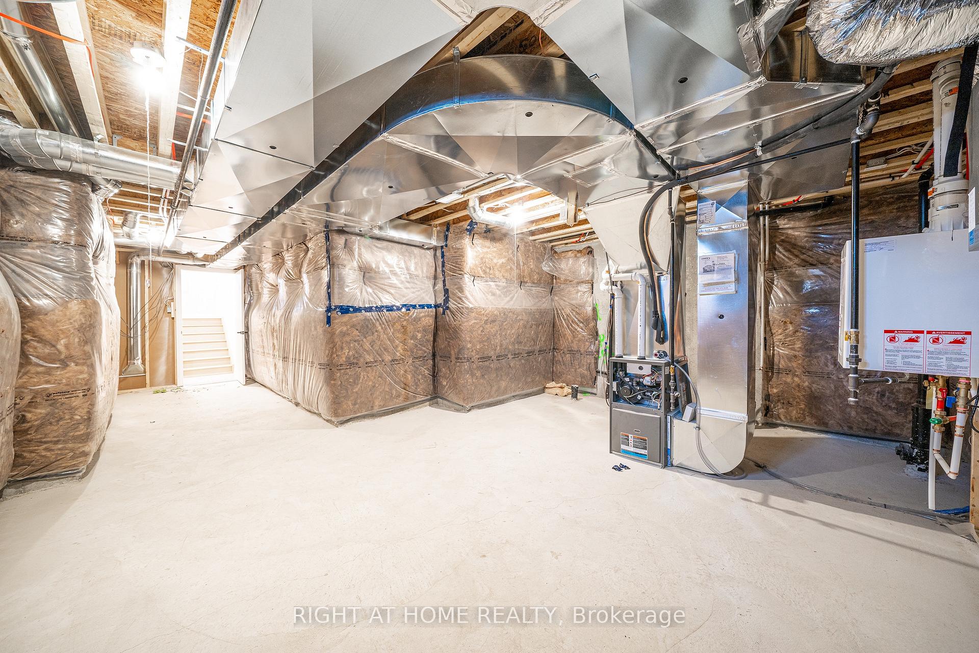 Photo 35 of 116 Bavin Street, Clarington, Bowmanville — HOMEH