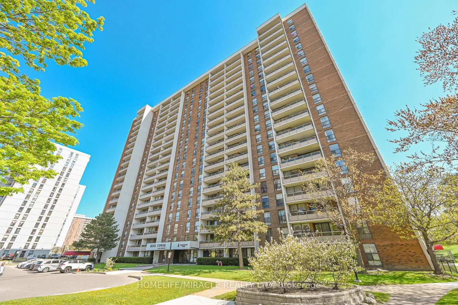 Photo 5 of Unit 2003, 4 Kings Cross Road, Brampton, Queen Street Corridor — HOMEH
