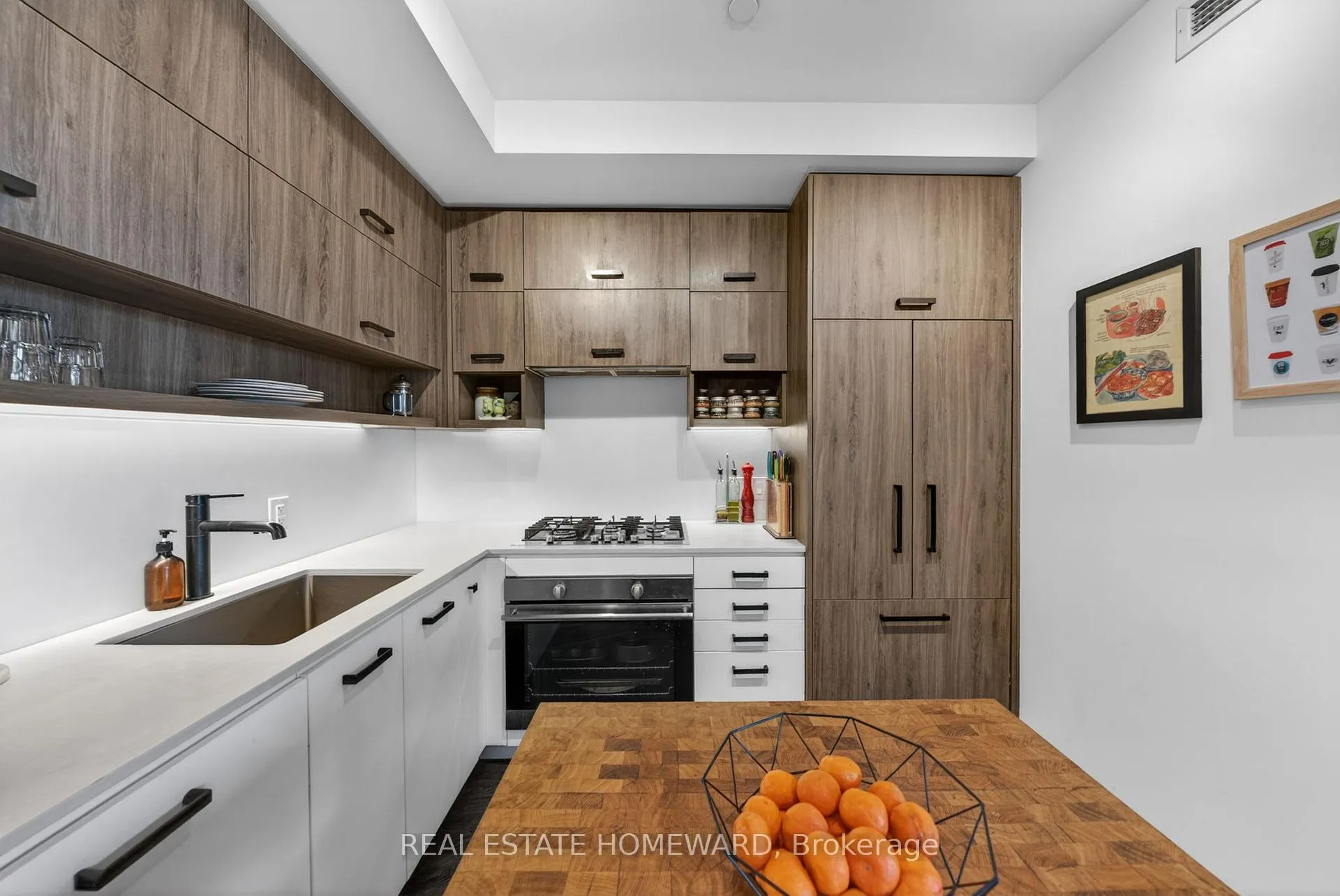Photo 8 of Unit 605, 1888 Queen Street E, Toronto, The Beaches — HOMEH