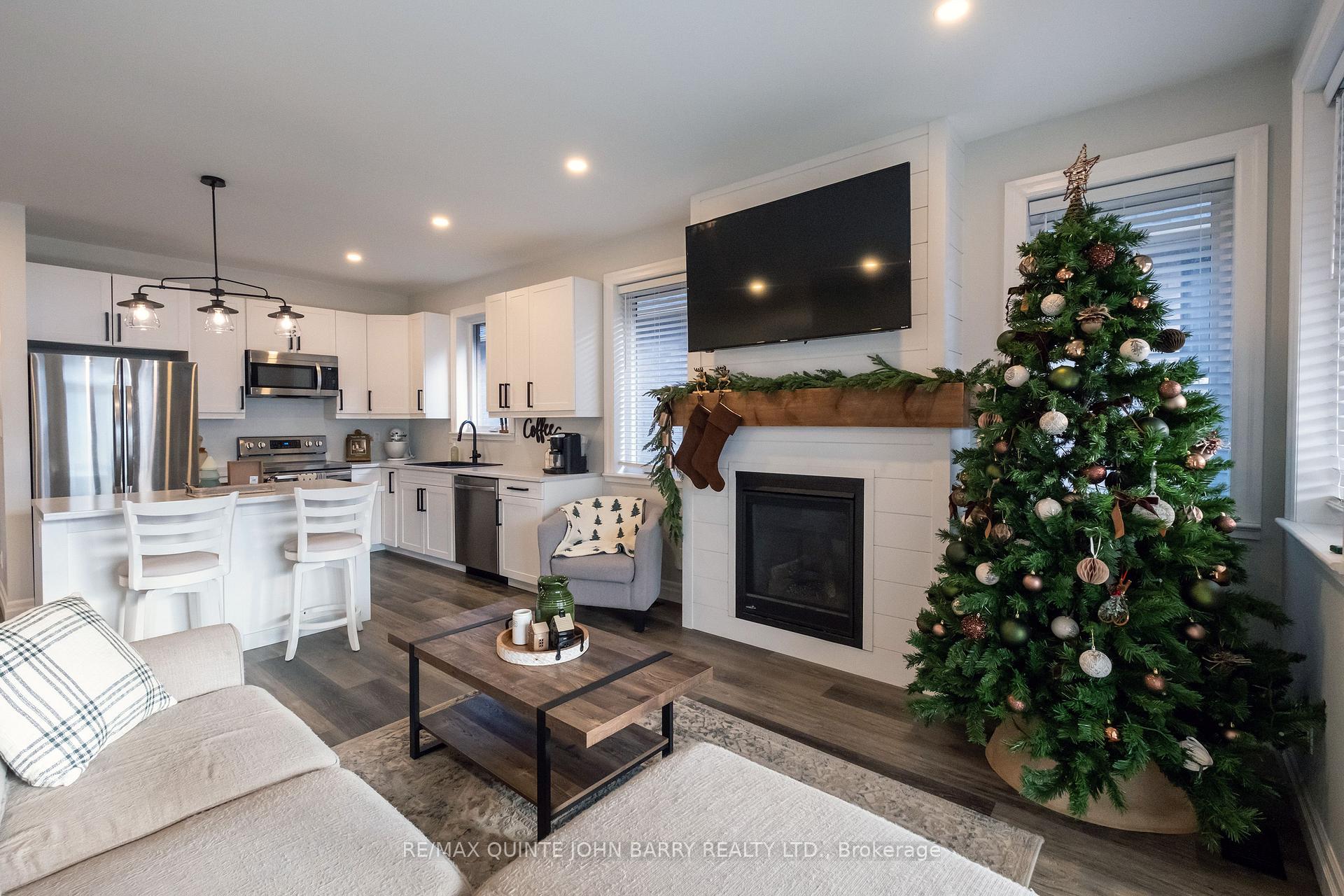 Photo 10 of 2 Tackaberry Drive, Brighton — HOMEH