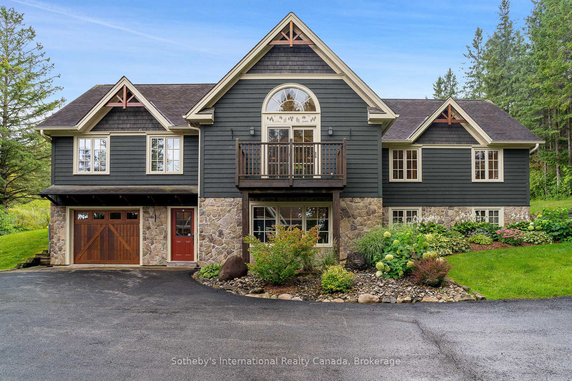 Photo 1 of 5 Purple Hill Lane, Clearview, Creemore — HOMEH