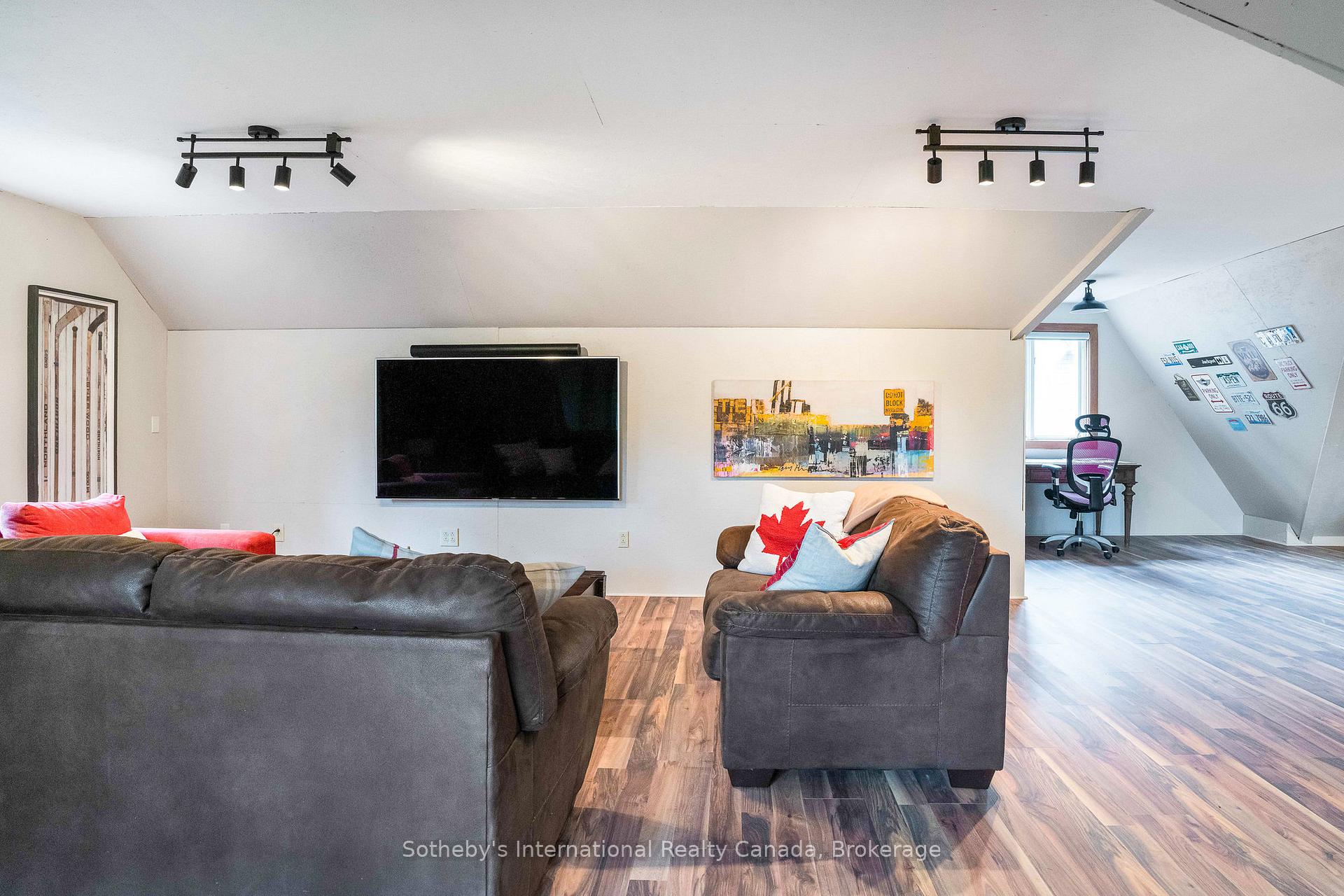 Photo 41 of 5 Purple Hill Lane, Clearview, Creemore — HOMEH