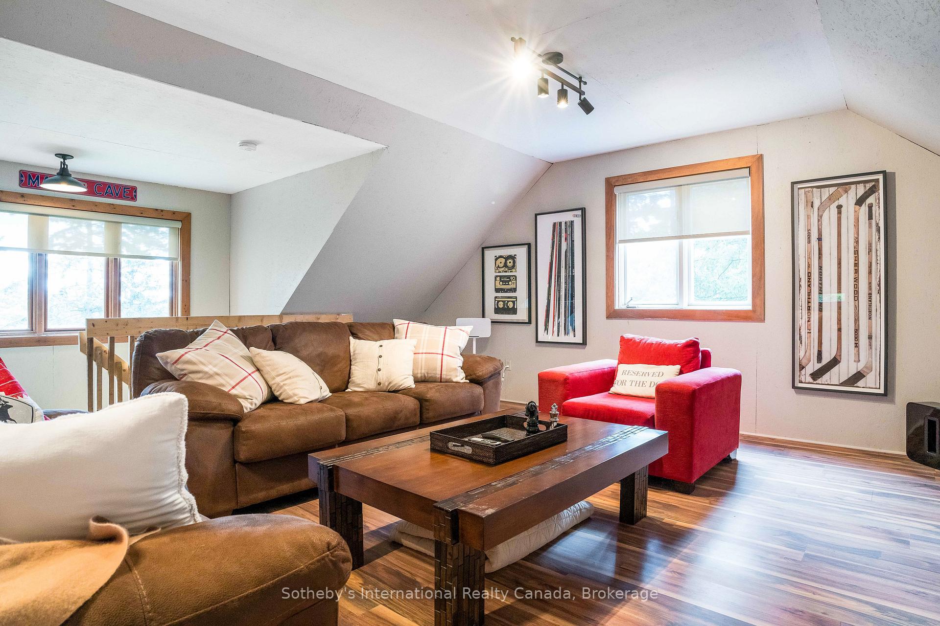 Photo 42 of 5 Purple Hill Lane, Clearview, Creemore — HOMEH