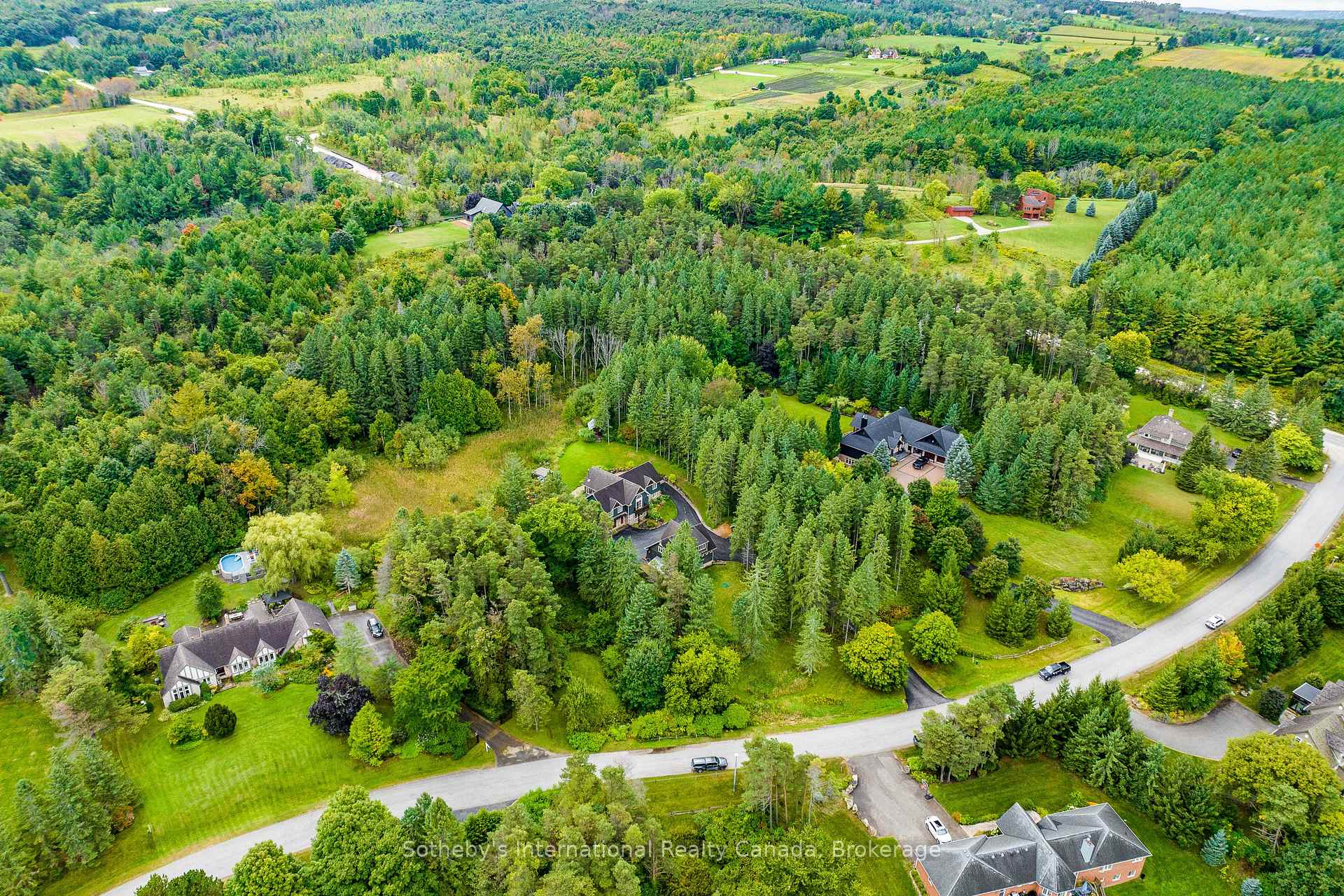 Photo 50 of 5 Purple Hill Lane, Clearview, Creemore — HOMEH
