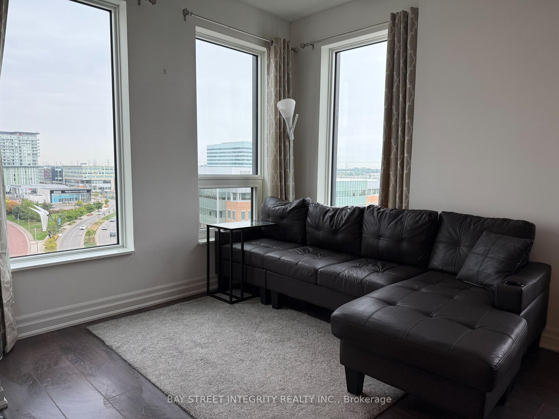 Photo 7 of Unit 906B, 8 Rough Valley Drive W, Markham, German Mills — HOMEH