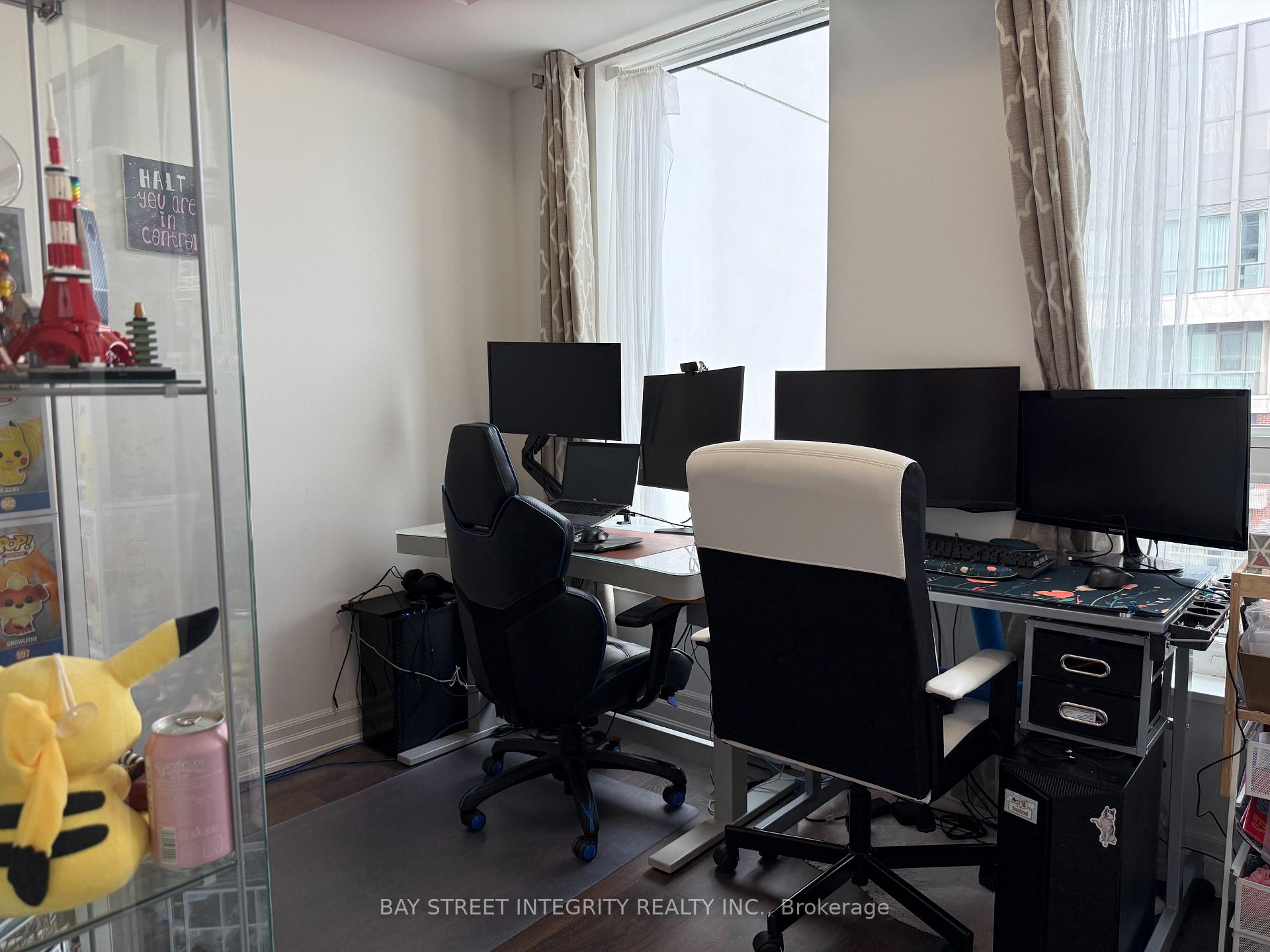 Photo 13 of Unit 906B, 8 Rough Valley Drive W, Markham, German Mills — HOMEH