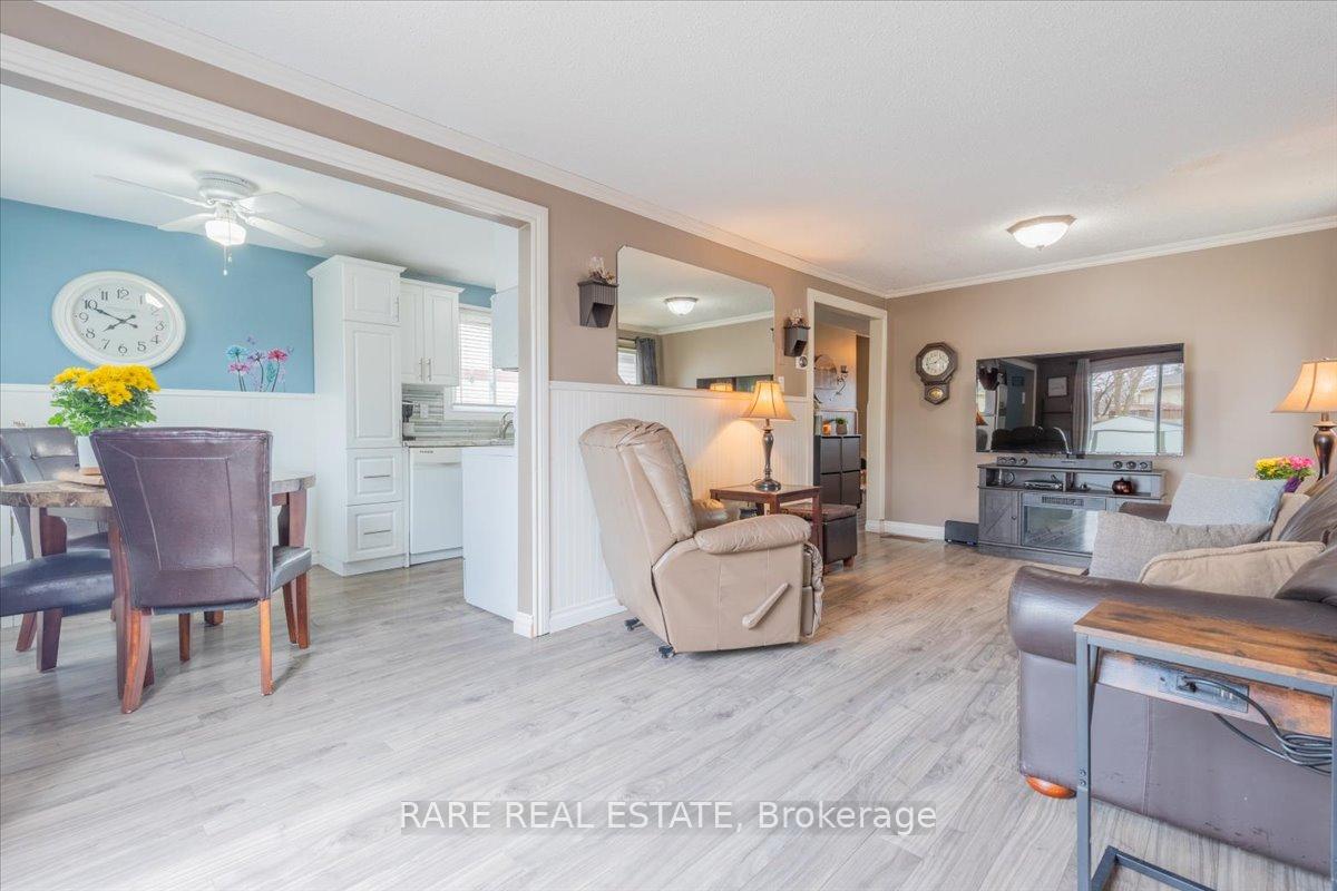 Photo 14 of 12B Janice Drive, Barrie, Sunnidale — HOMEH