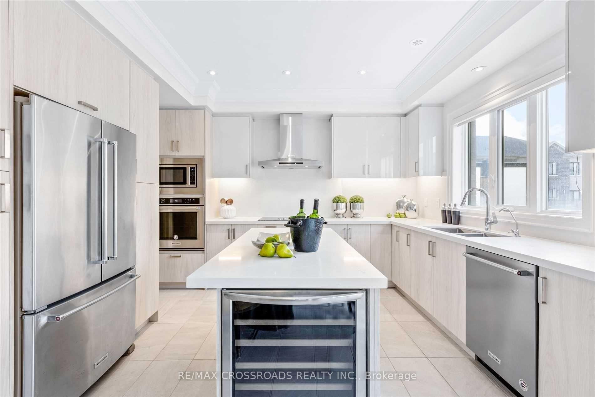 Photo 13 of 10 Active Road, Markham, Commerce Valley — HOMEH