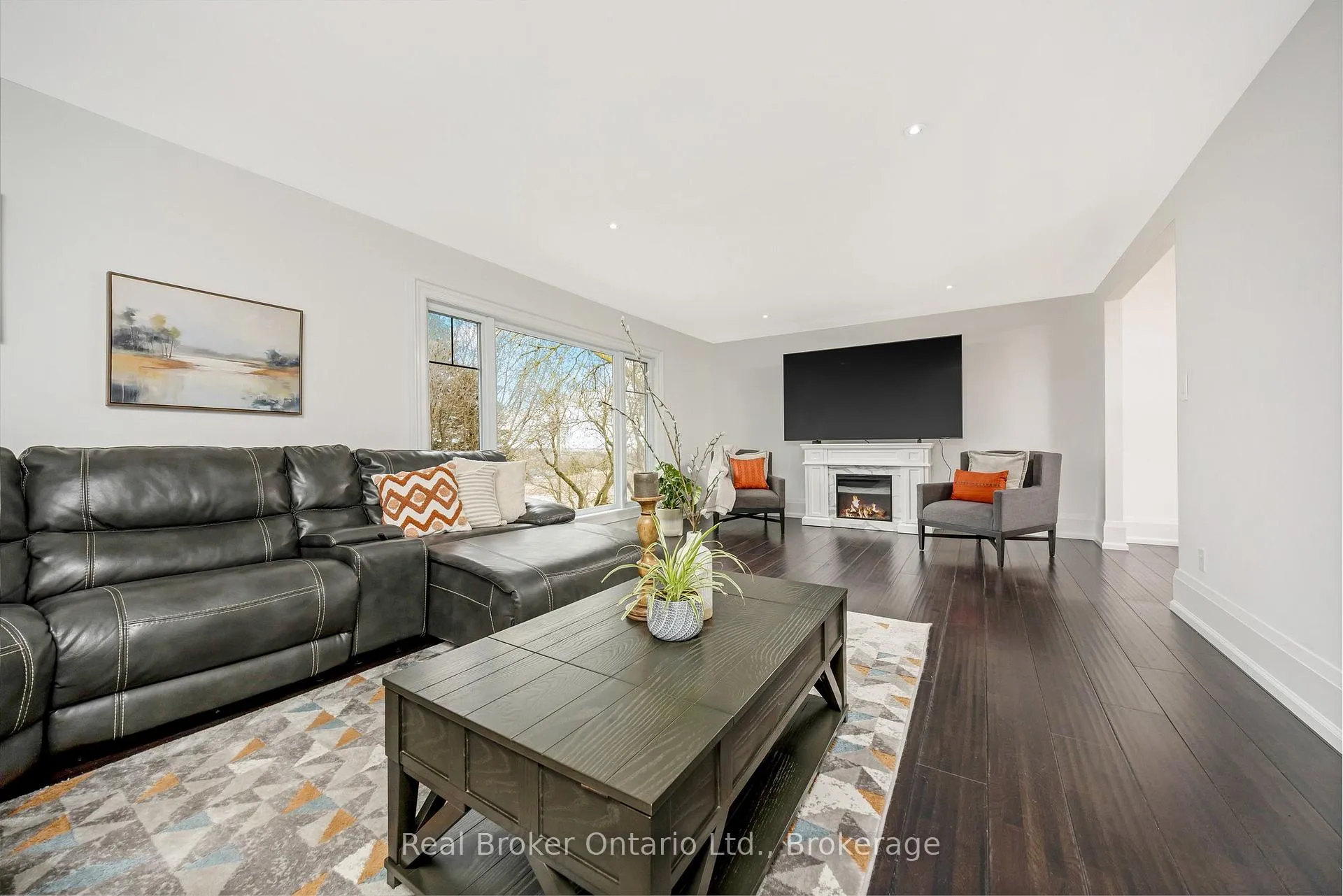 Photo 14 of 5938 Trafalgar Road, Erin, Rural Erin — HOMEH