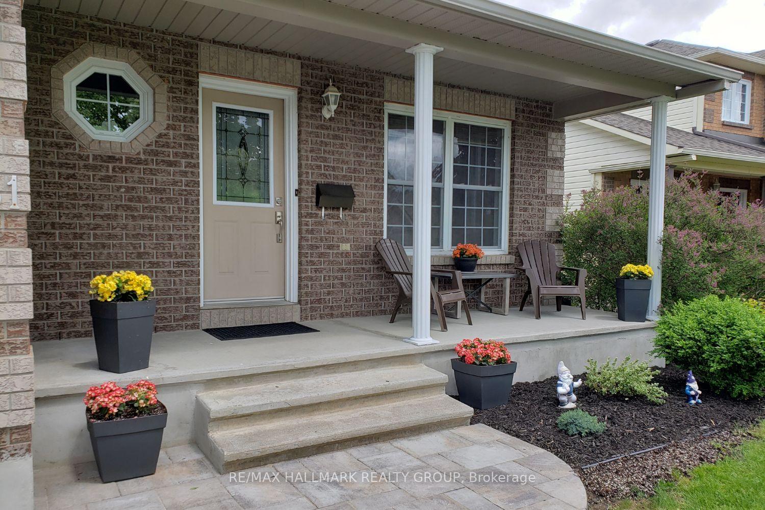 Photo 3 of 531 Joseph Street, Carleton Place — HOMEH