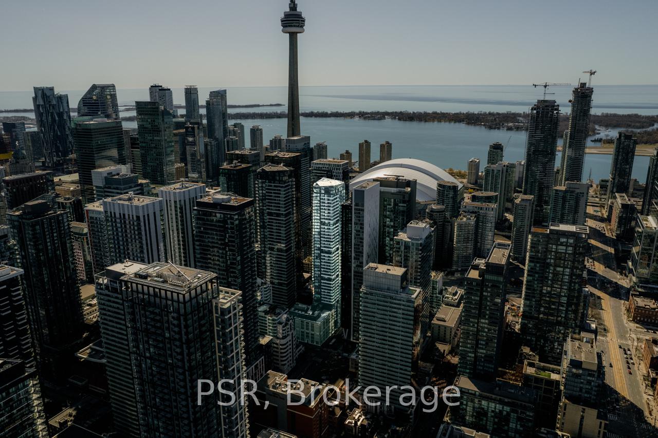 Photo 15 of Unit 718, 115 Blue Jays Way, Toronto, Waterfront Communities — HOMEH