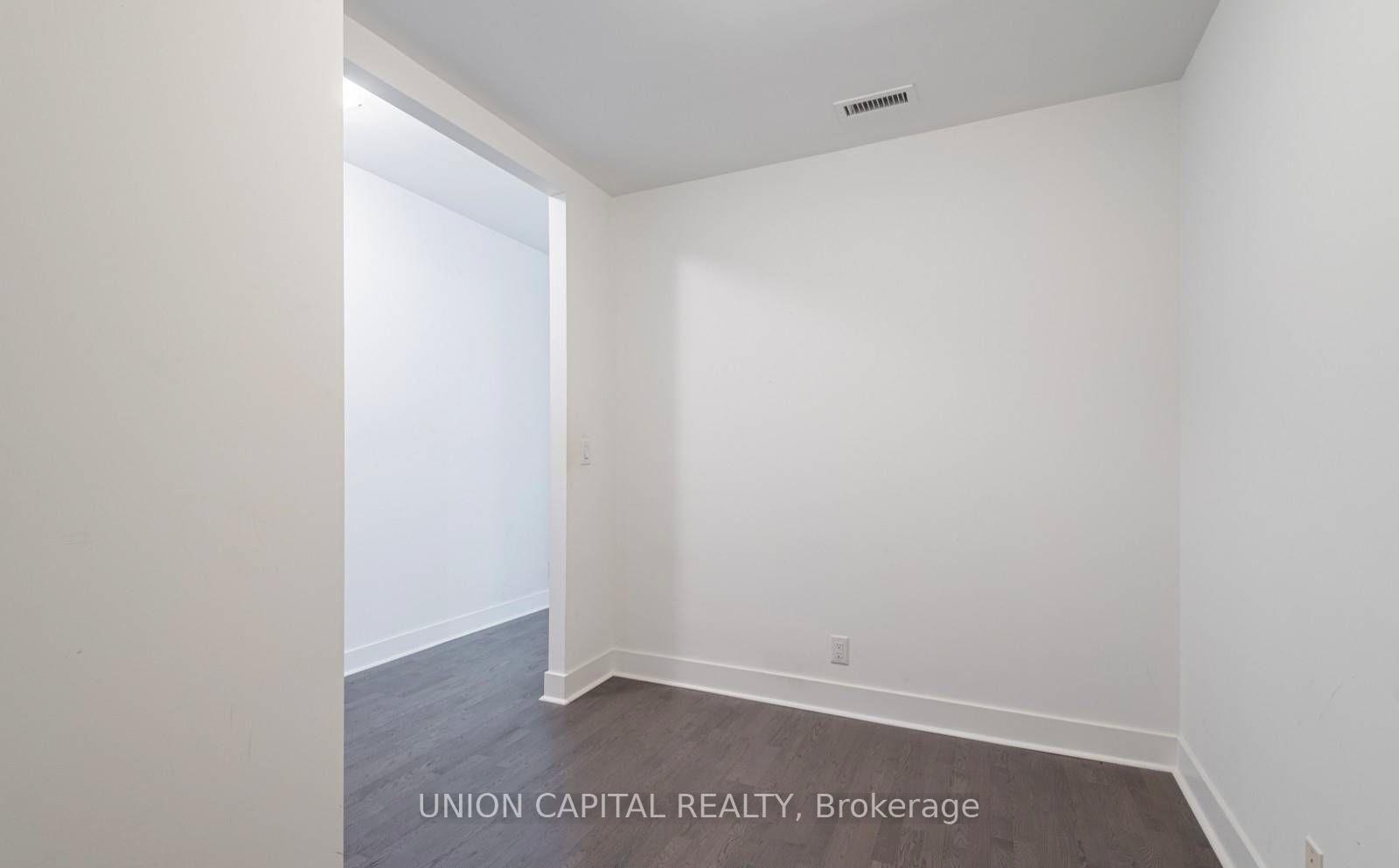 Photo 8 of Unit 816, 399 Adelaide Street W, Toronto, Waterfront Communities — HOMEH