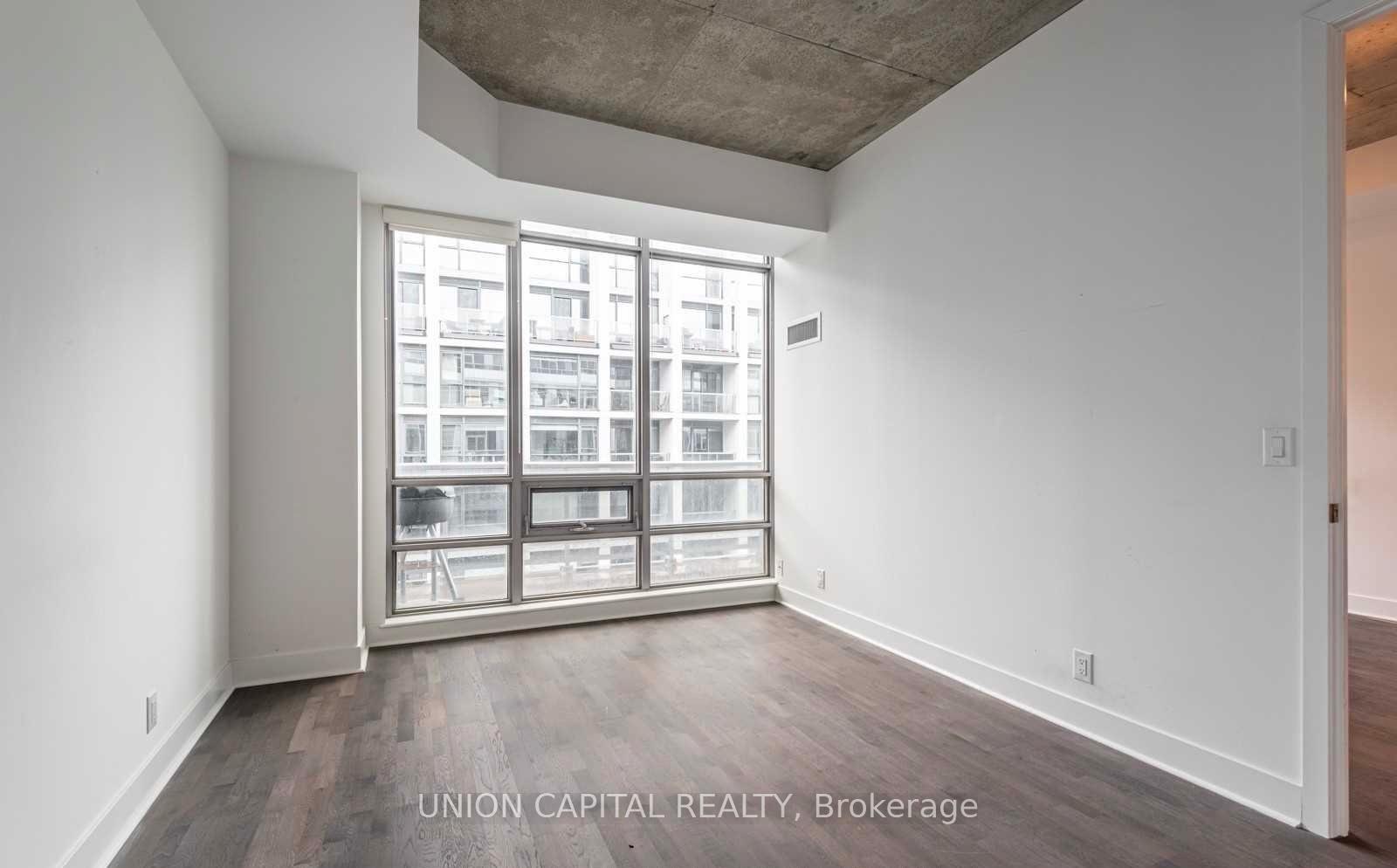 Photo 9 of Unit 816, 399 Adelaide Street W, Toronto, Waterfront Communities — HOMEH