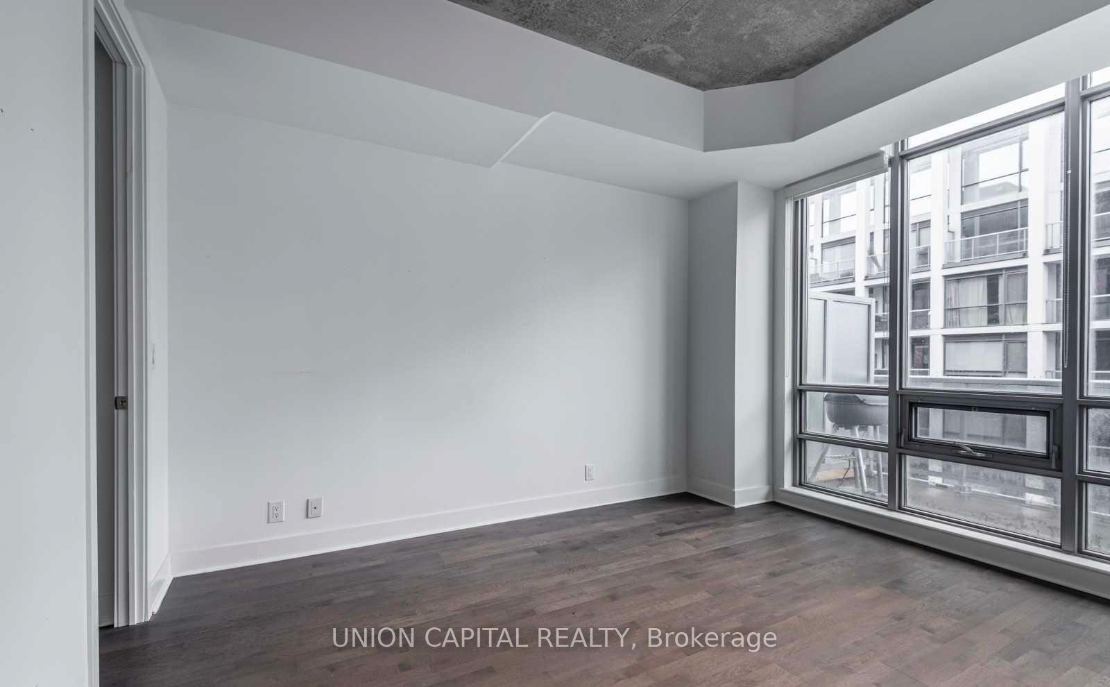 Photo 12 of Unit 816, 399 Adelaide Street W, Toronto, Waterfront Communities — HOMEH
