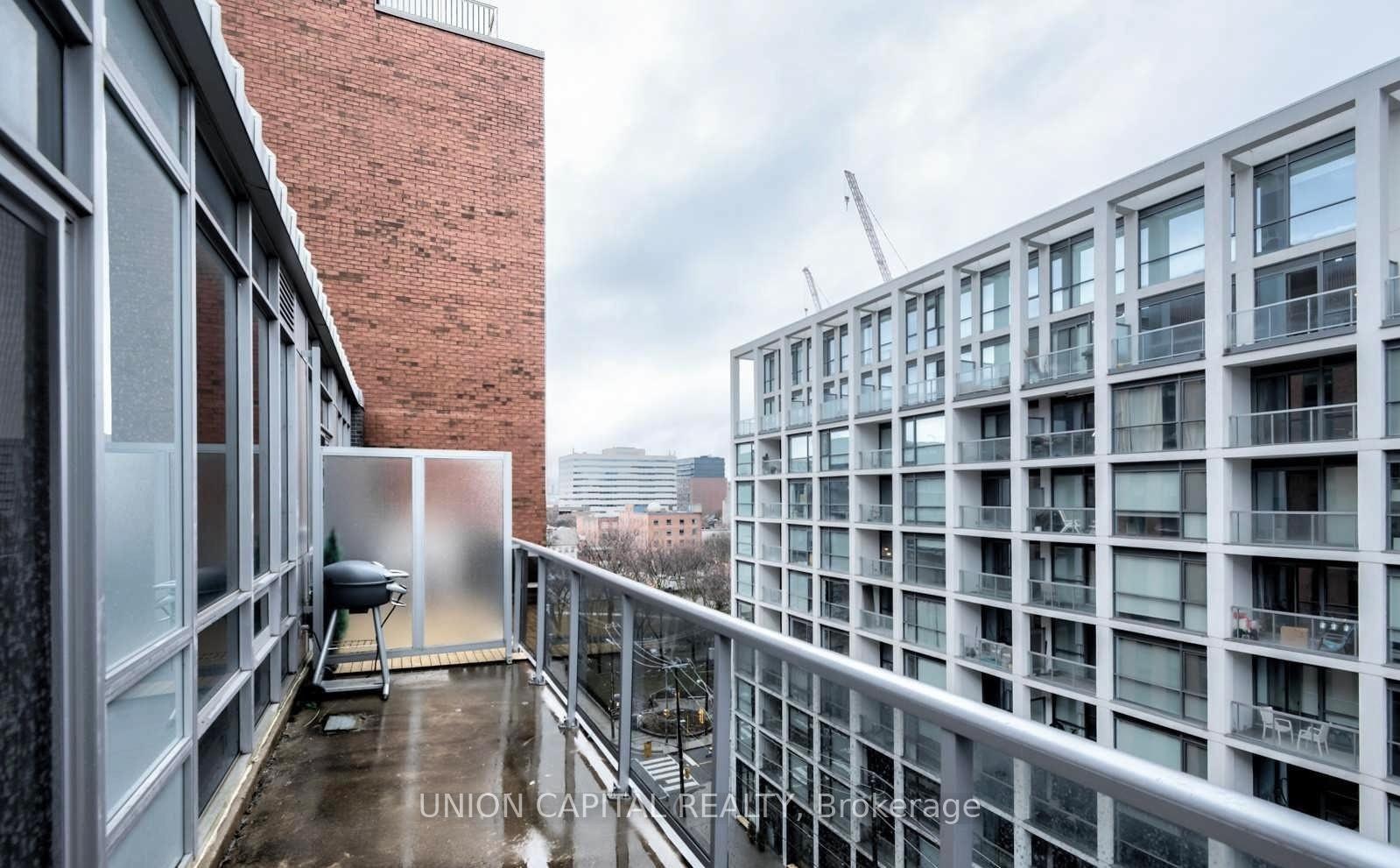 Photo 14 of Unit 816, 399 Adelaide Street W, Toronto, Waterfront Communities — HOMEH