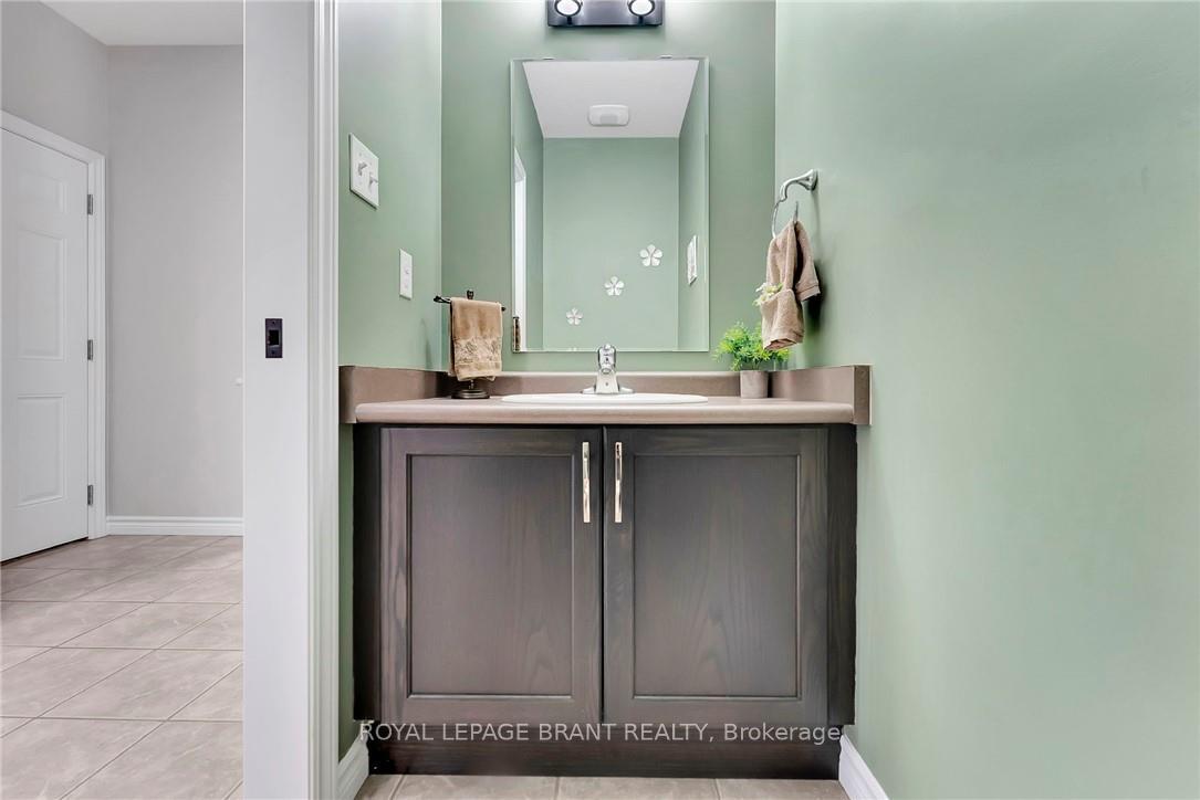 Photo 24 of 34 Crawford Place, Brant, Paris — HOMEH