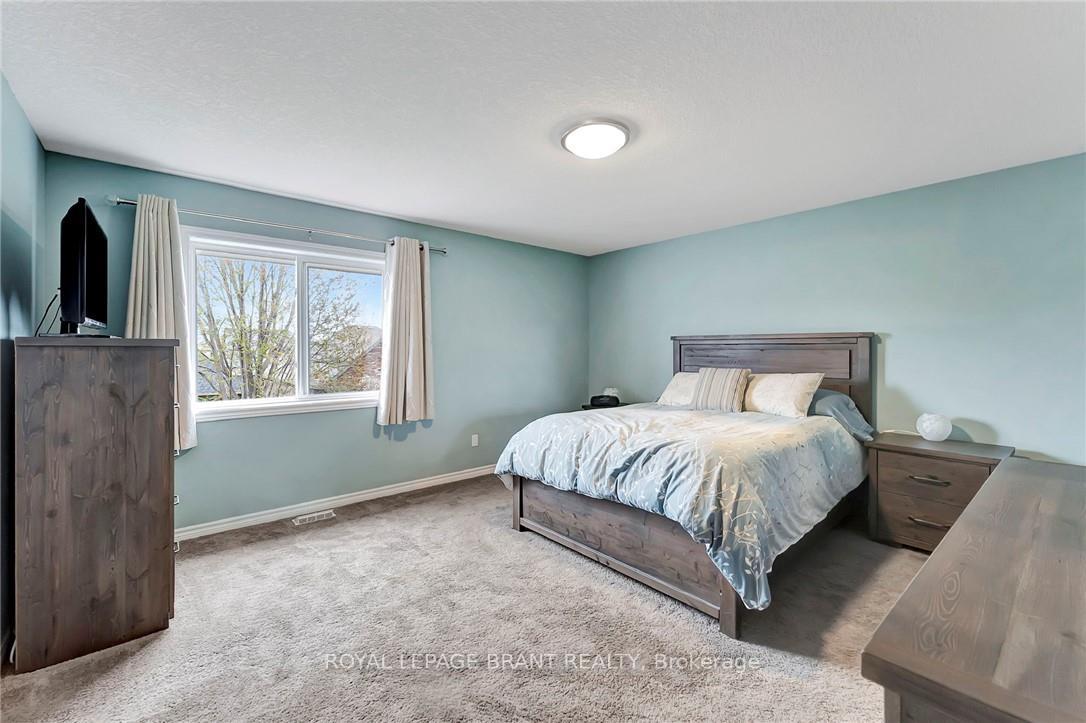 Photo 27 of 34 Crawford Place, Brant, Paris — HOMEH