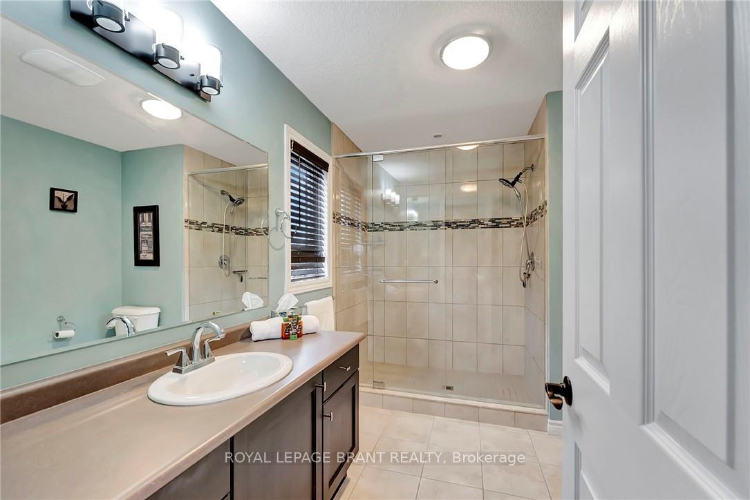 Photo 30 of 34 Crawford Place, Brant, Paris — HOMEH