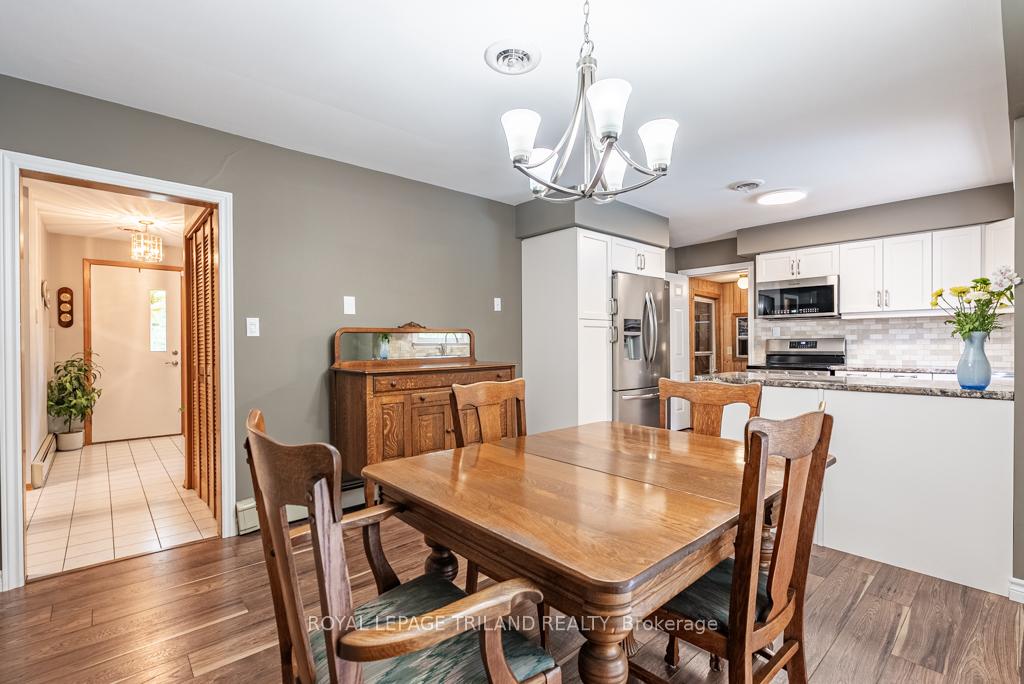 Photo 8 of 235 Union Street, Central Elgin, Belmont — HOMEH