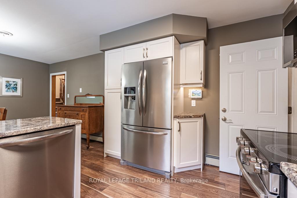 Photo 13 of 235 Union Street, Central Elgin, Belmont — HOMEH