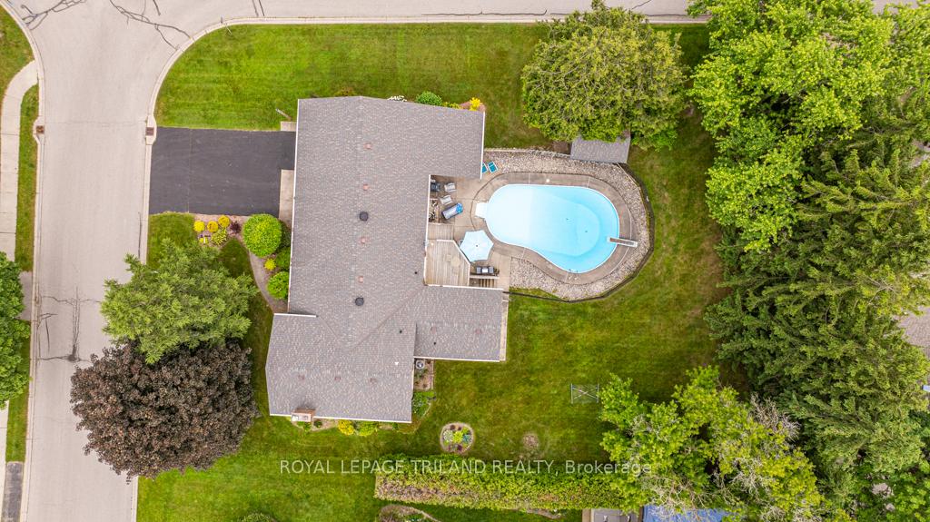 Photo 38 of 235 Union Street, Central Elgin, Belmont — HOMEH