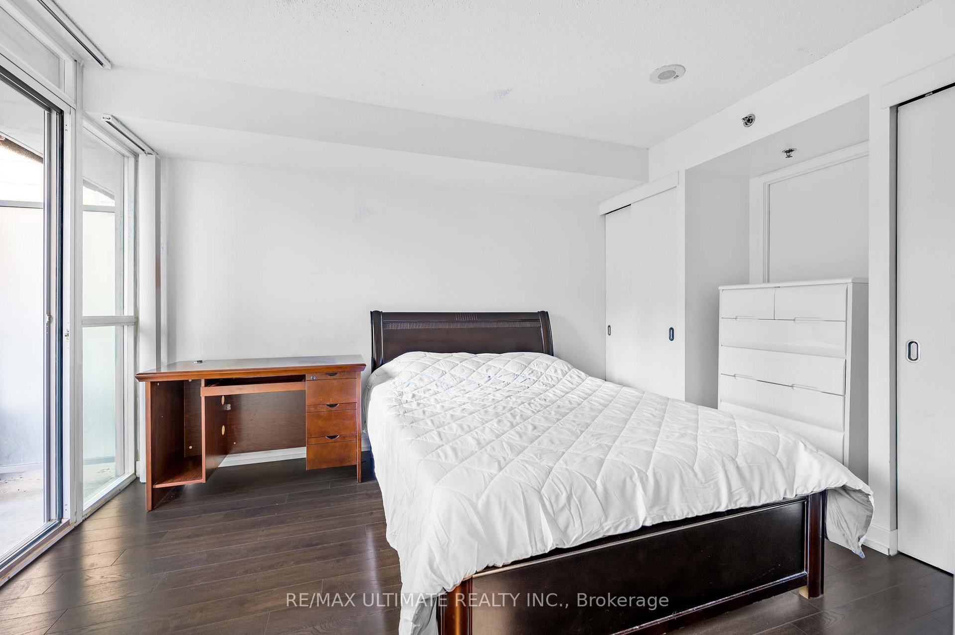 Photo 14 of Unit 615, 21 Nelson Street, Toronto, Waterfront Communities — HOMEH
