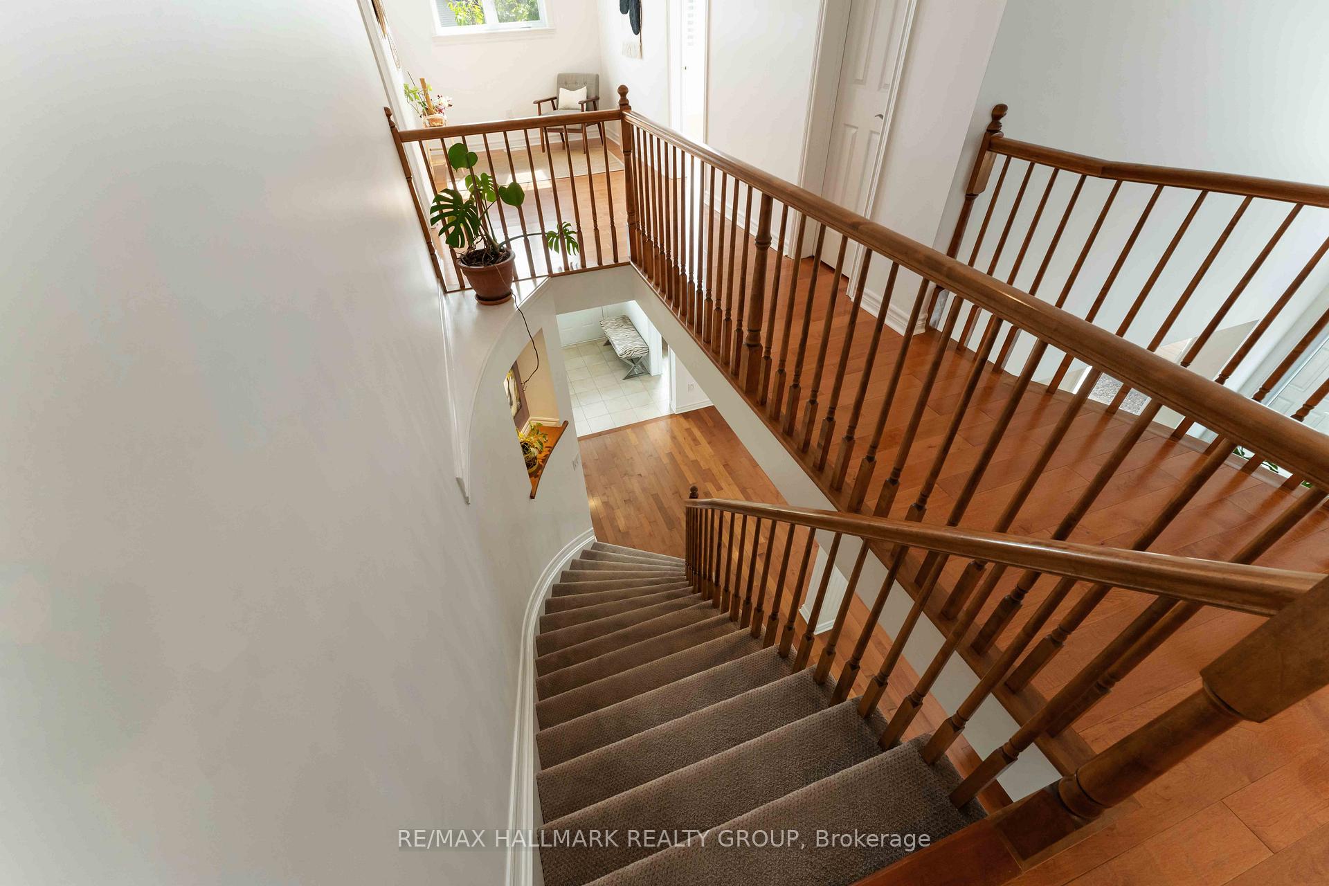 Photo 18 of 185 Charlie's Lane, Ottawa, Carp — HOMEH