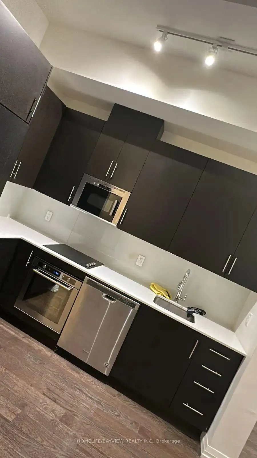 Photo 4 of Unit 1039, 460 Adelaide Street E, Toronto, Moss Park — HOMEH