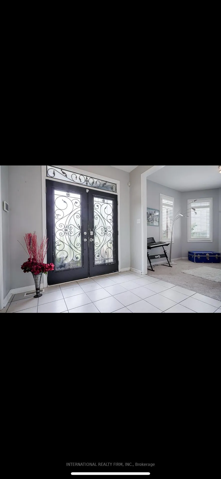 Photo 5 of 60 Kenneth Cole Drive, Clarington, Bowmanville — HOMEH