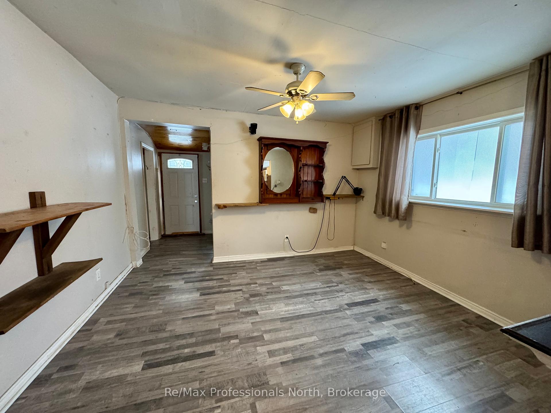 Photo 3 of 360 Muskoka Beach Road, Gravenhurst, Muskoka (S) — HOMEH