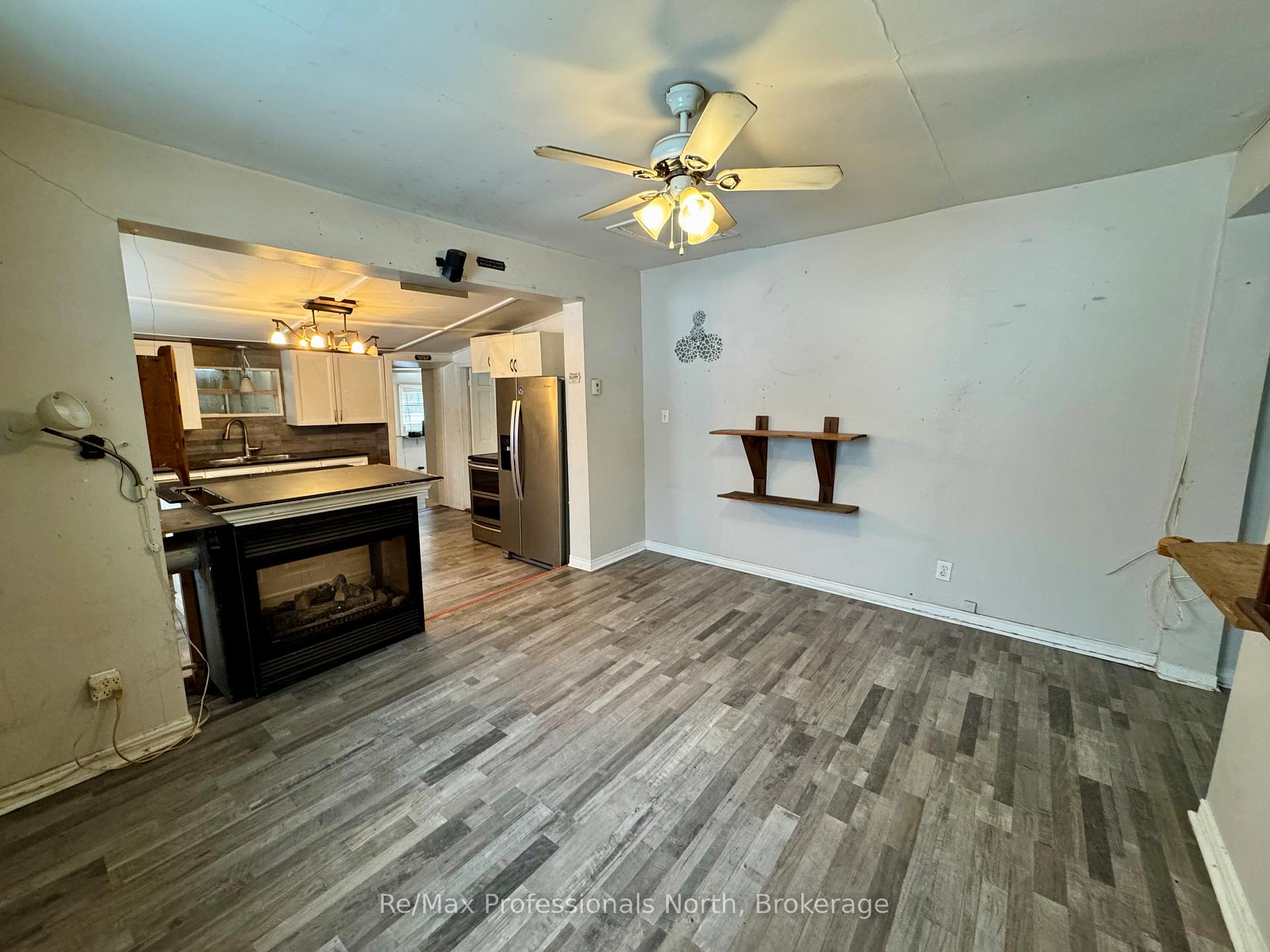 Photo 6 of 360 Muskoka Beach Road, Gravenhurst, Muskoka (S) — HOMEH