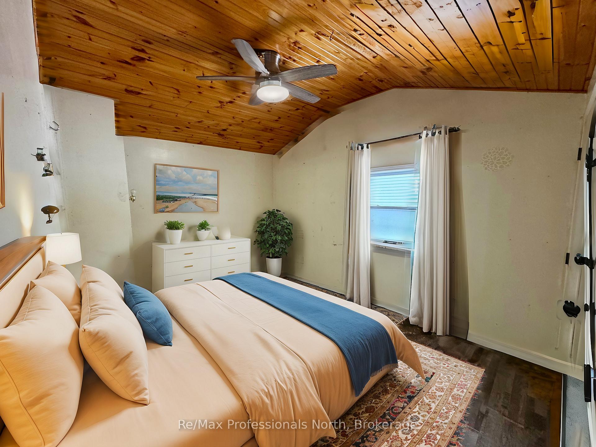 Photo 9 of 360 Muskoka Beach Road, Gravenhurst, Muskoka (S) — HOMEH