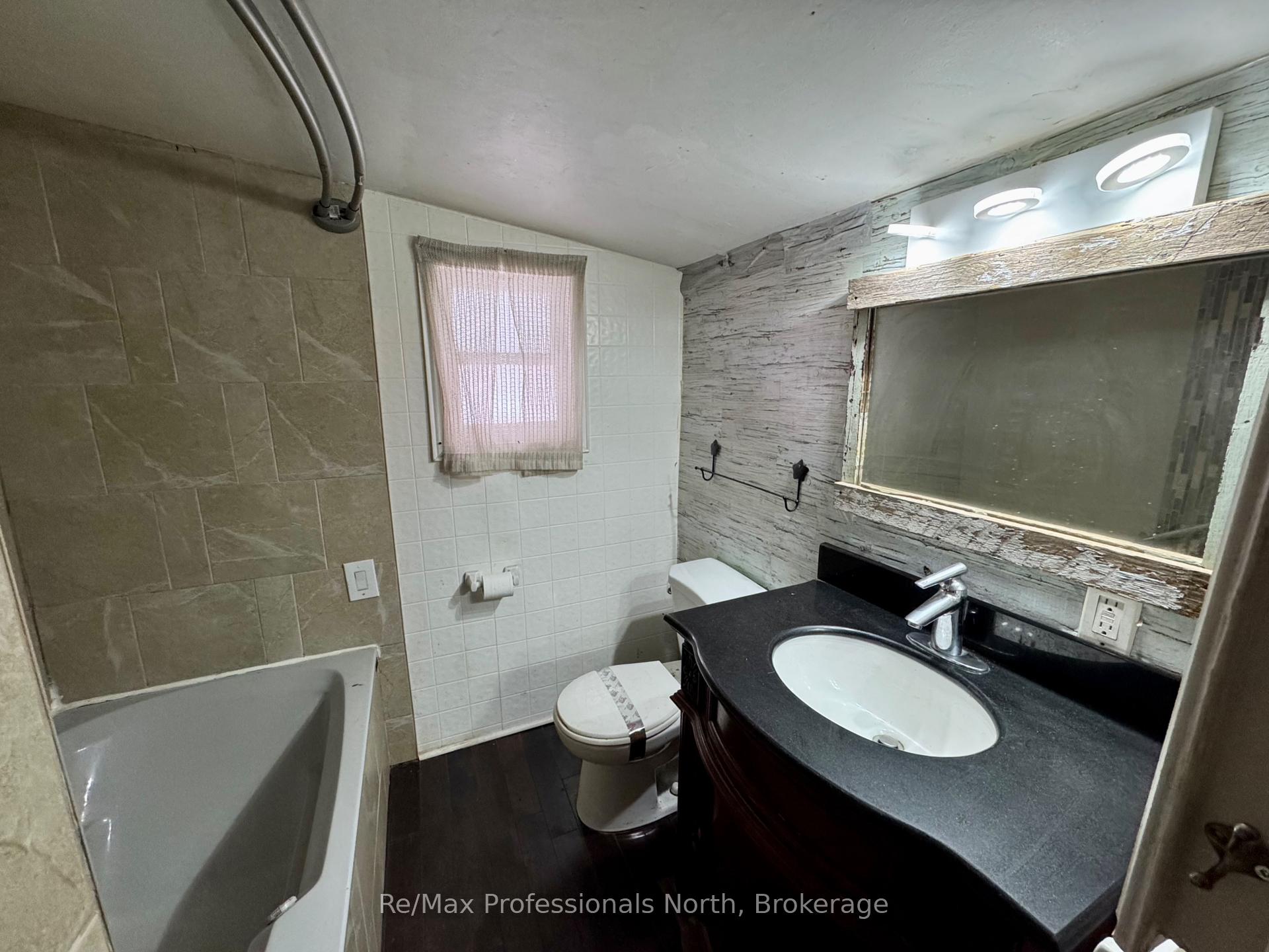 Photo 14 of 360 Muskoka Beach Road, Gravenhurst, Muskoka (S) — HOMEH
