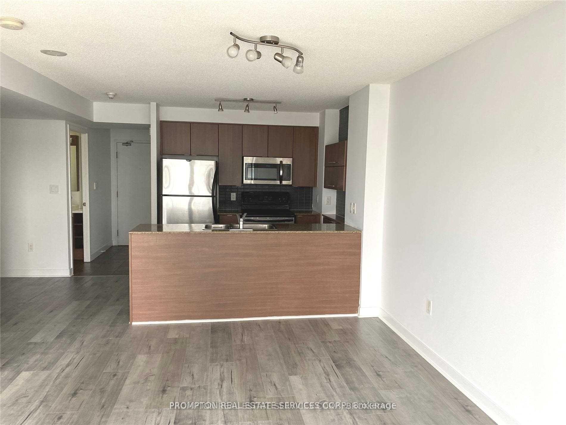 Photo 3 of Unit 1608, 11 Brunel Court, Toronto, Waterfront Communities — HOMEH