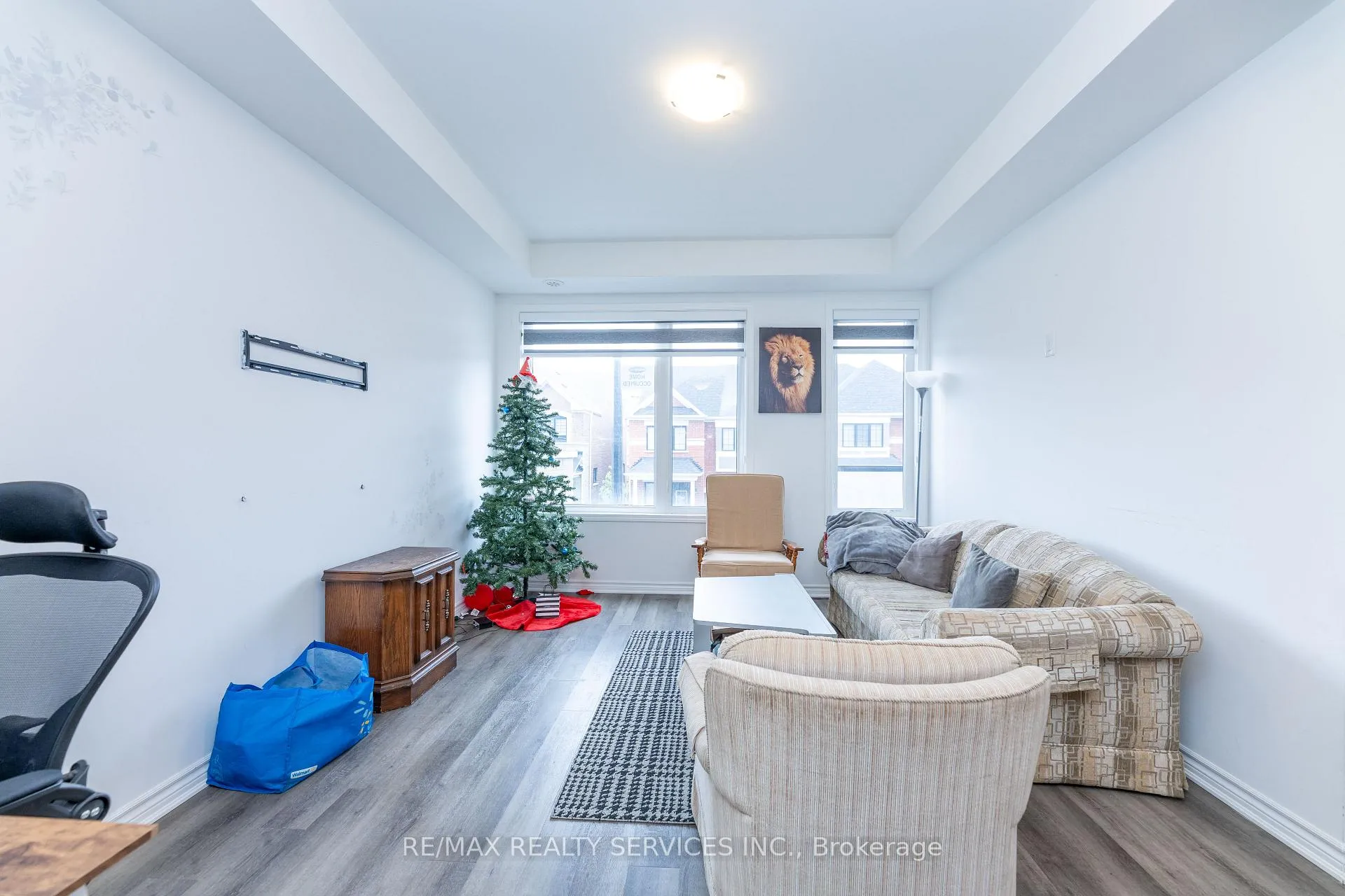 Photo 10 of 29 Keppel Circle, Brampton, Northwest Brampton — HOMEH