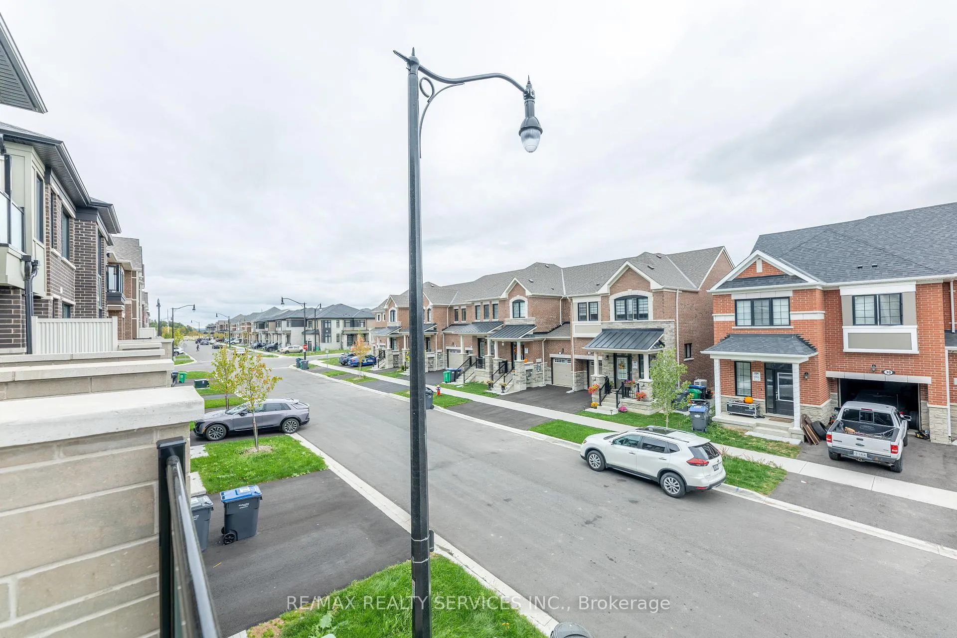 Photo 24 of 29 Keppel Circle, Brampton, Northwest Brampton — HOMEH