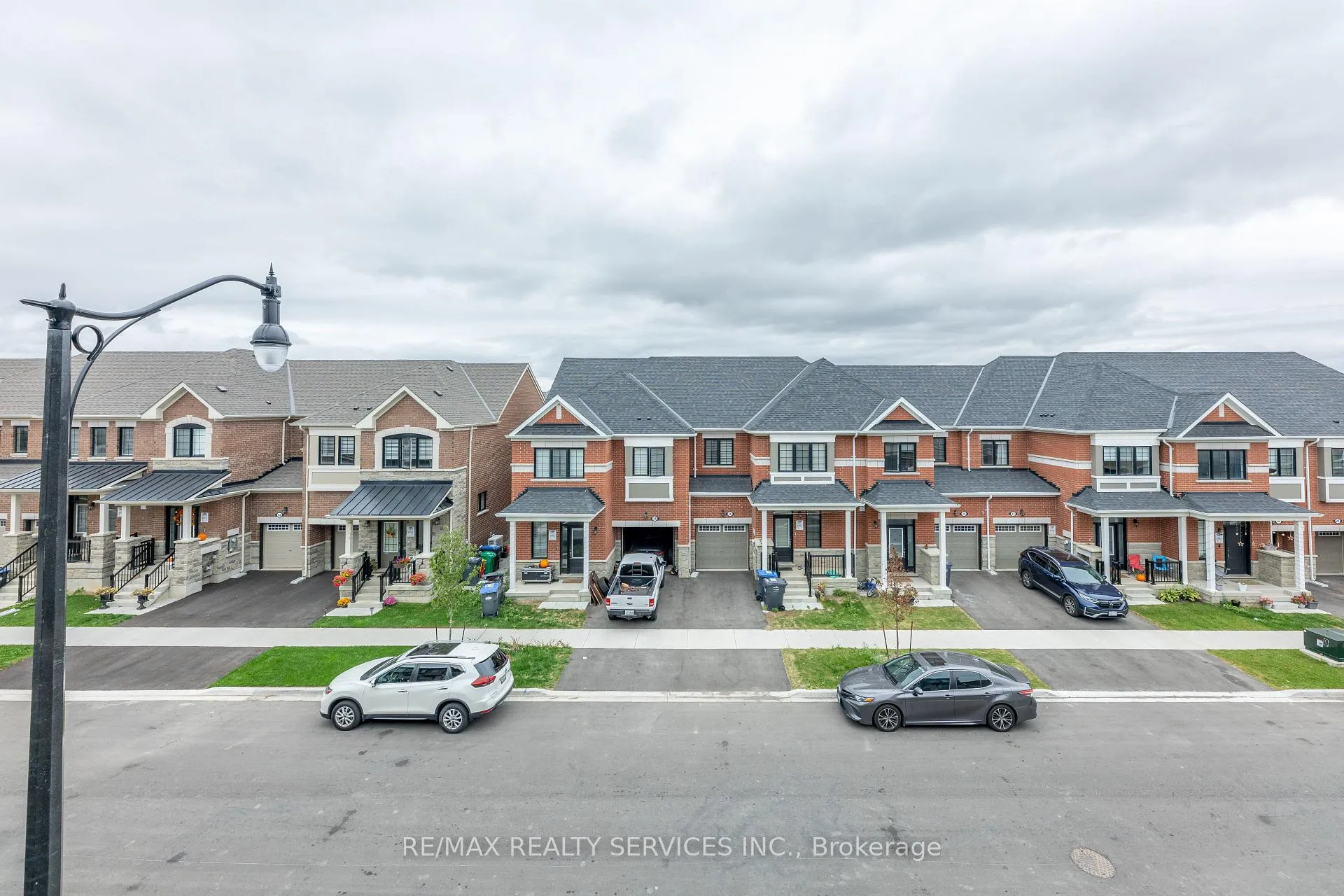 Photo 40 of 29 Keppel Circle, Brampton, Northwest Brampton — HOMEH