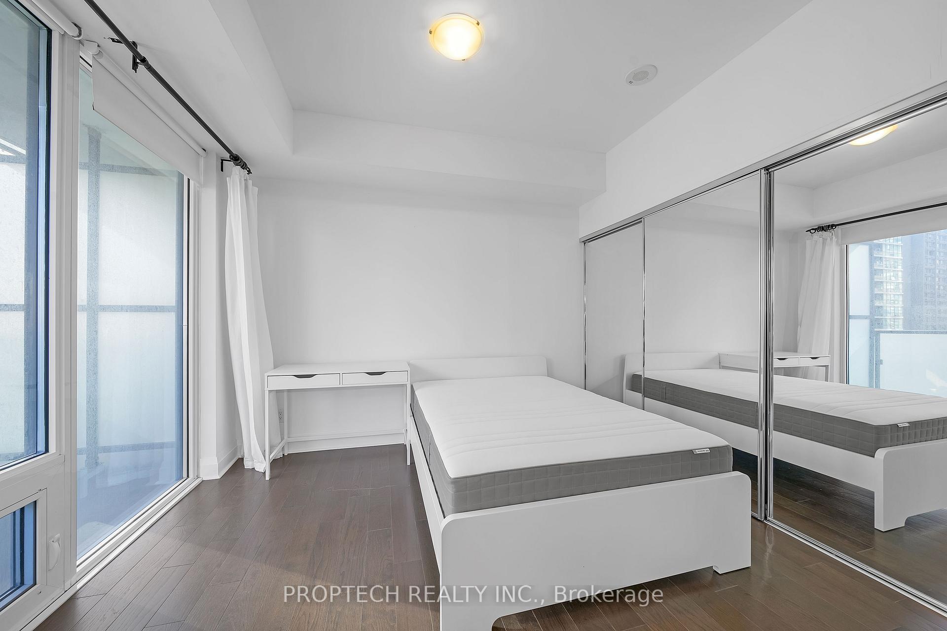 Photo 10 of Unit 1009, 1080 Bay Street, Toronto, Bay Street Corridor — HOMEH