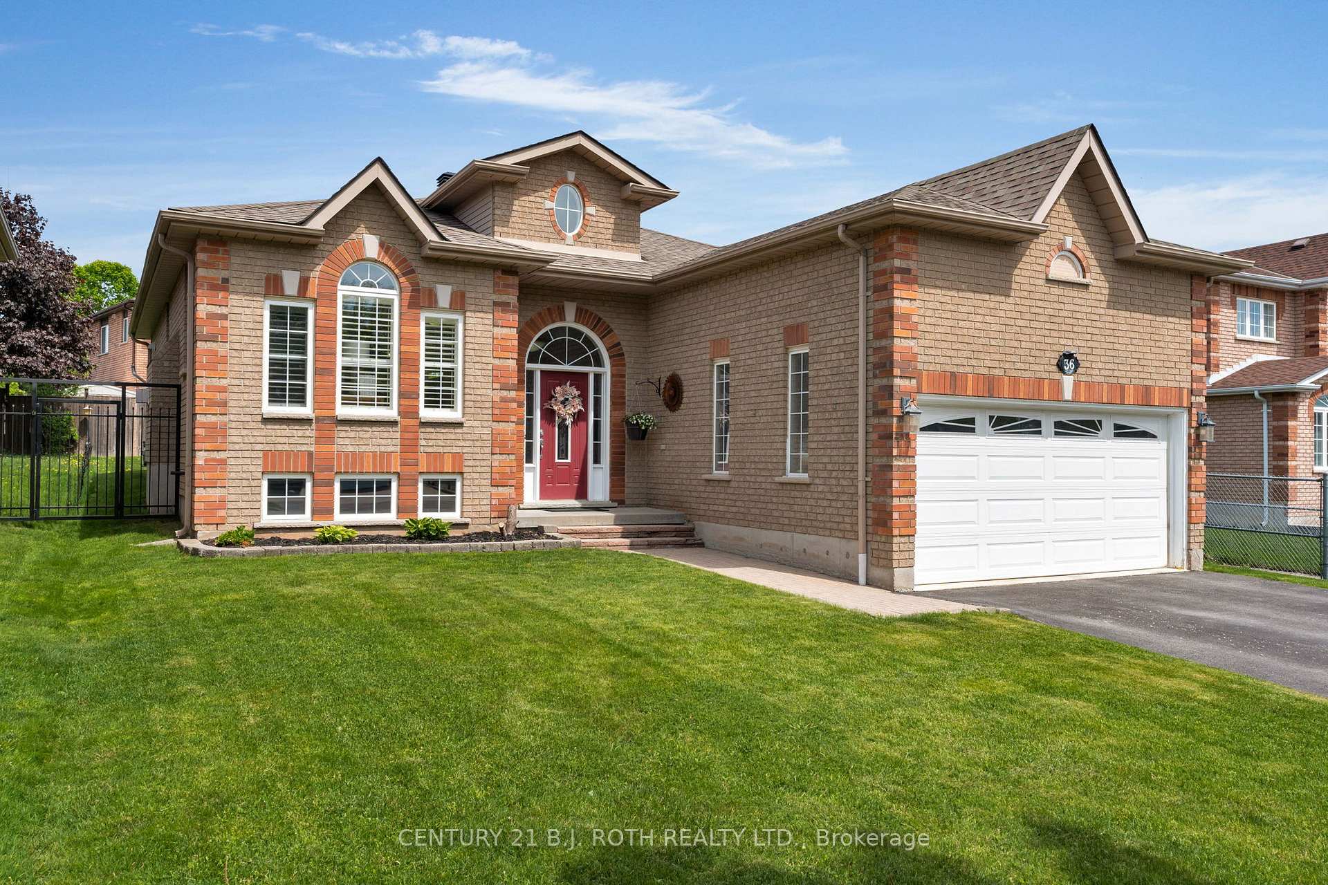 Photo 1 of 36 Benson Drive, Barrie, Northwest — HOMEH