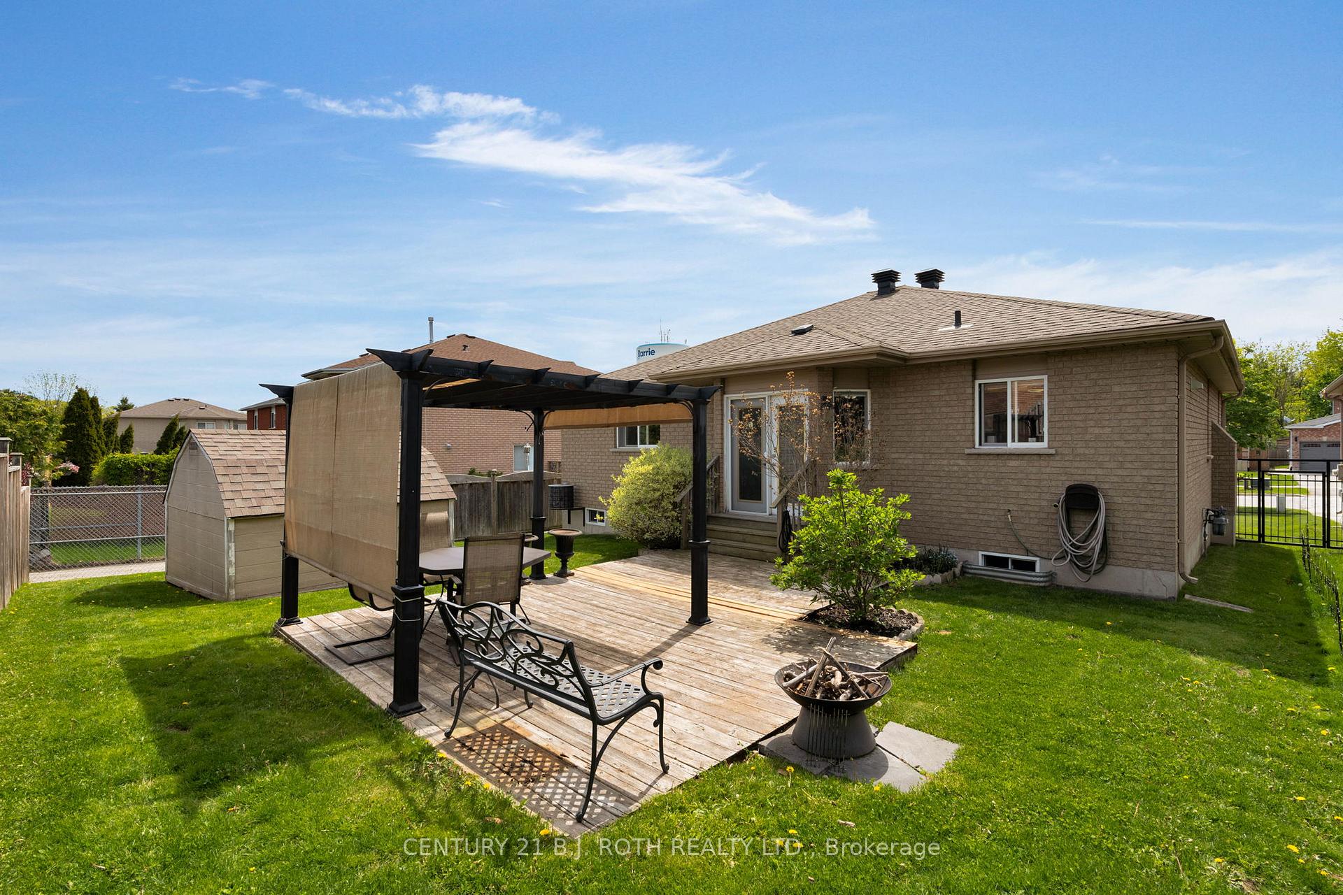 Photo 29 of 36 Benson Drive, Barrie, Northwest — HOMEH