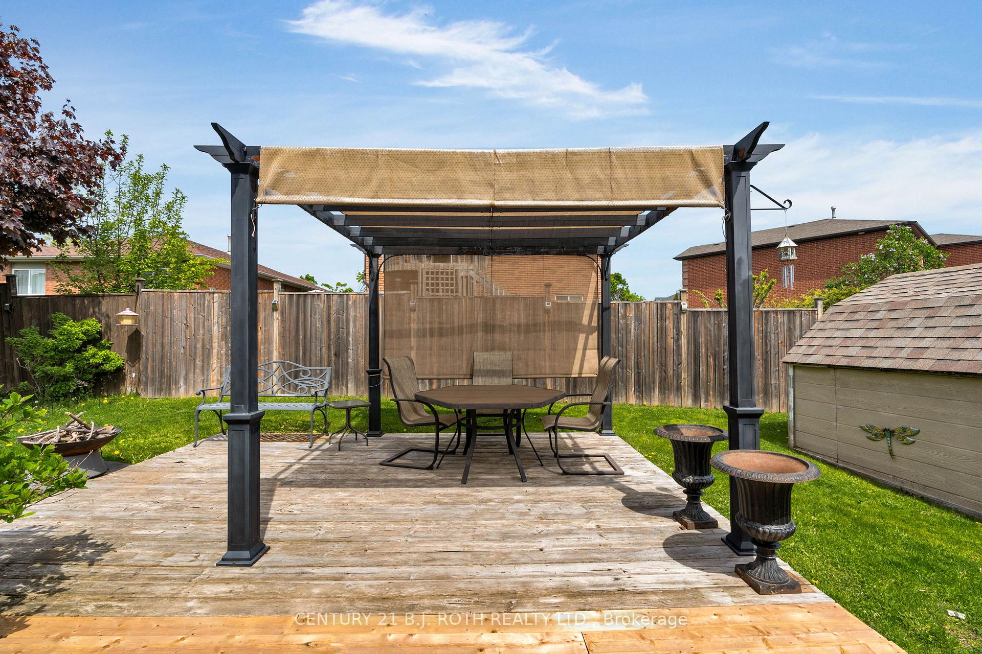 Photo 30 of 36 Benson Drive, Barrie, Northwest — HOMEH