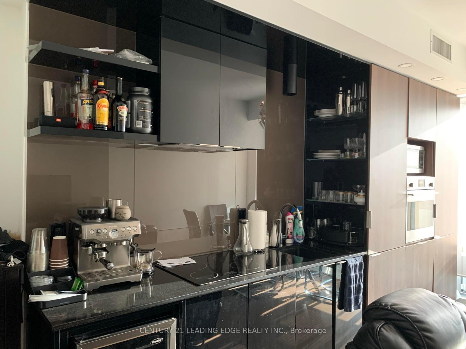 Photo 2 of Unit 5214, 70 Temperance Street, Toronto, Bay Street Corridor — HOMEH