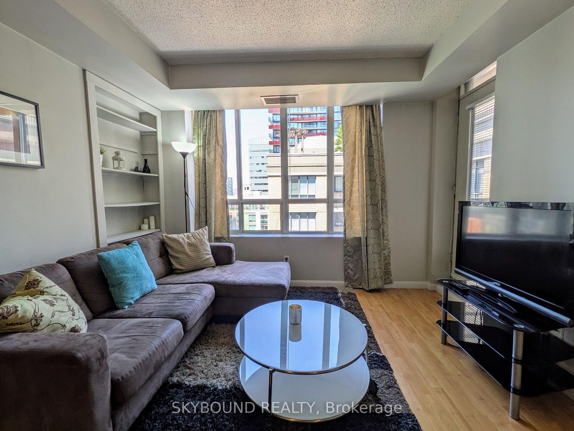 Photo 12 of Unit PH1620, 140 Simcoe Street, Toronto, Waterfront Communities — HOMEH