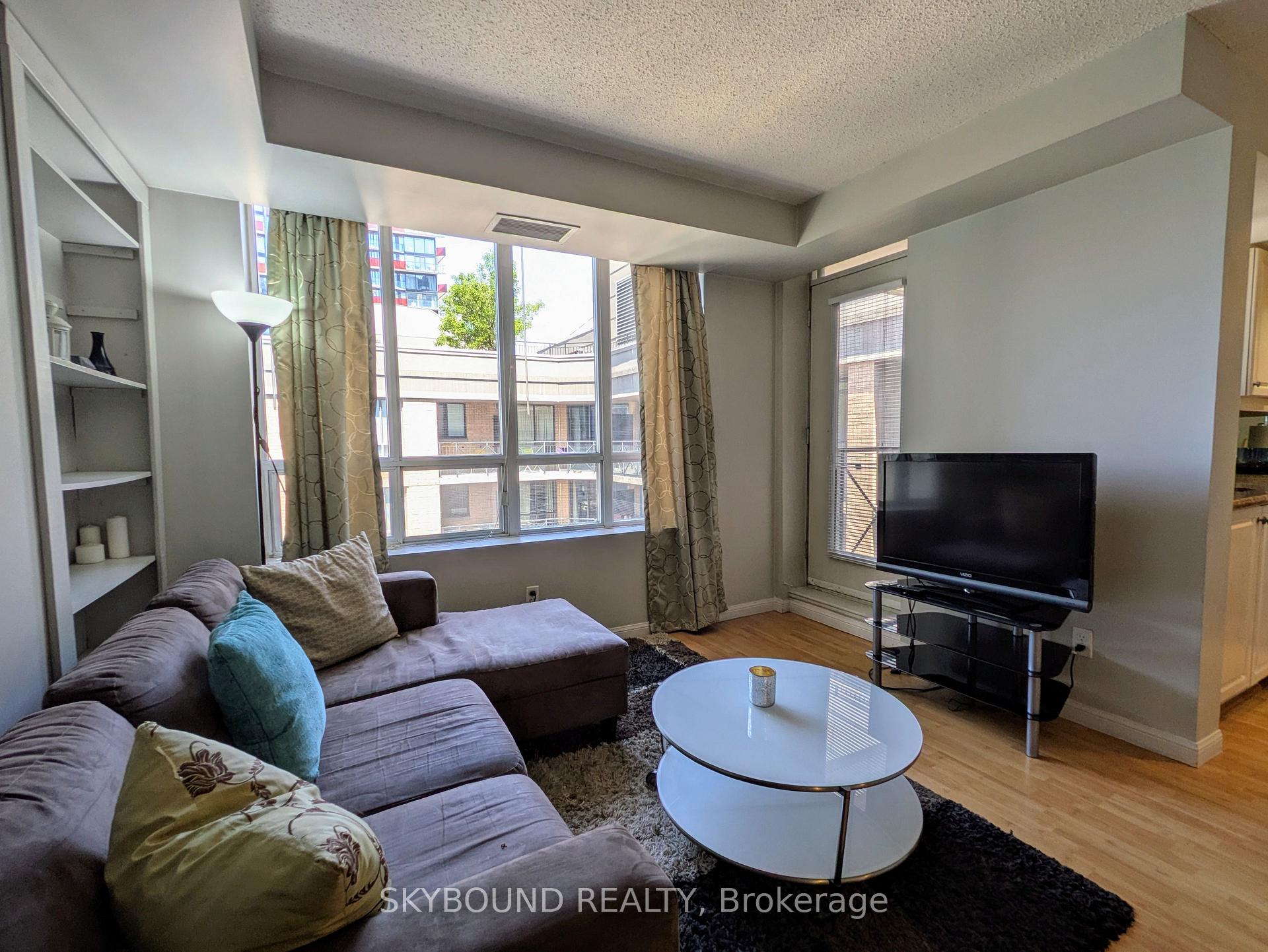 Photo 13 of Unit PH1620, 140 Simcoe Street, Toronto, Waterfront Communities — HOMEH